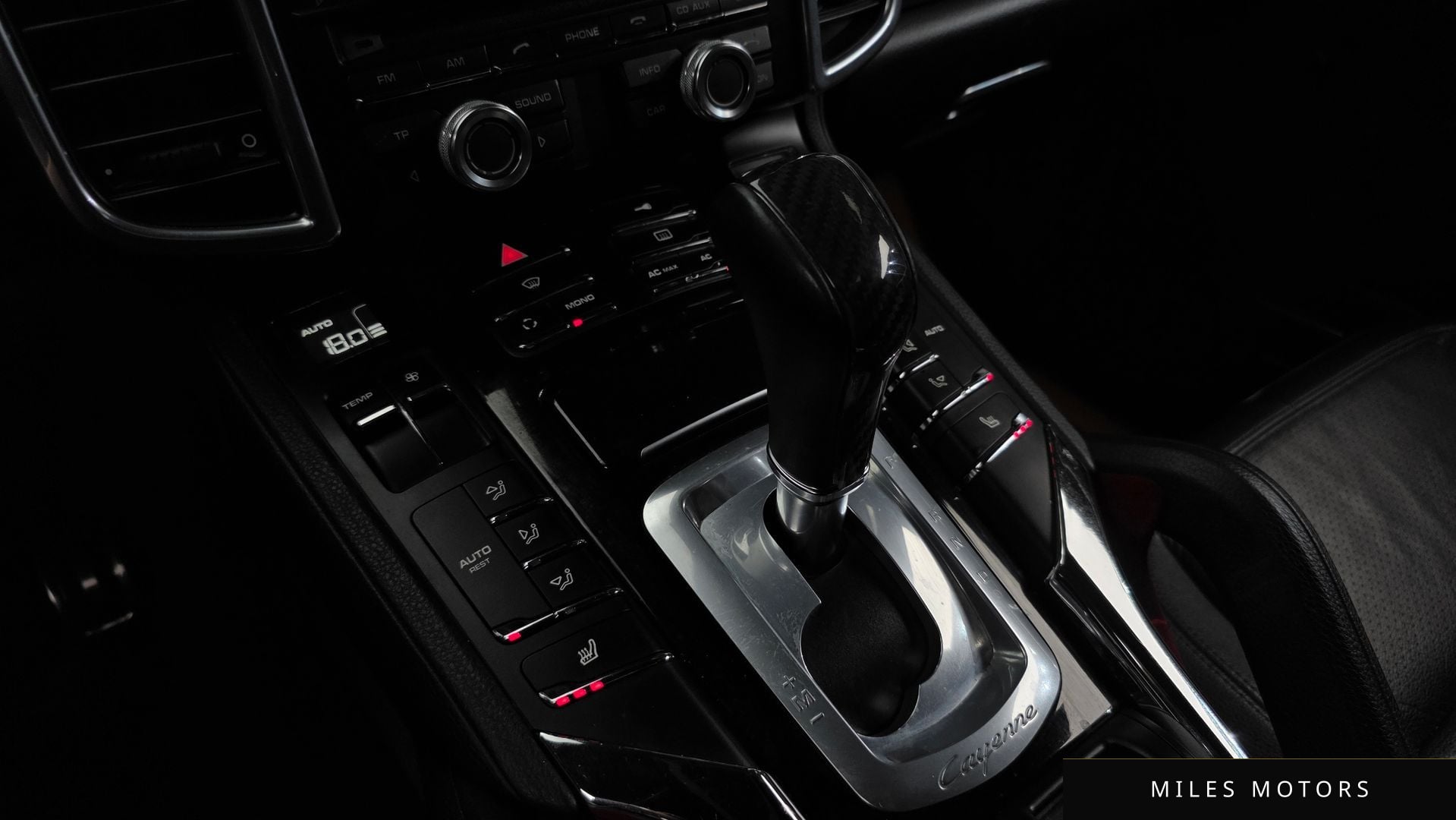 Porsche Cayenne 2012 — миниатюра 9