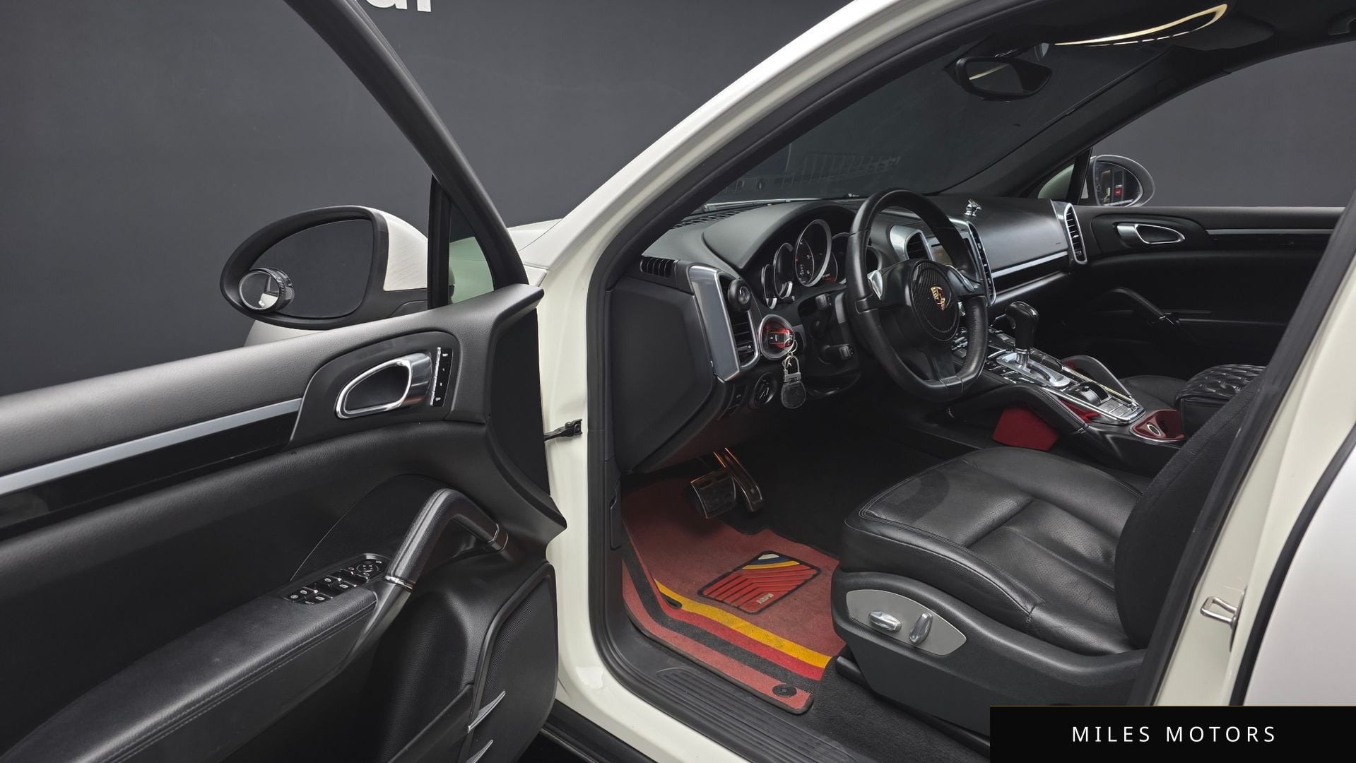 Porsche Cayenne 2012 — миниатюра 10