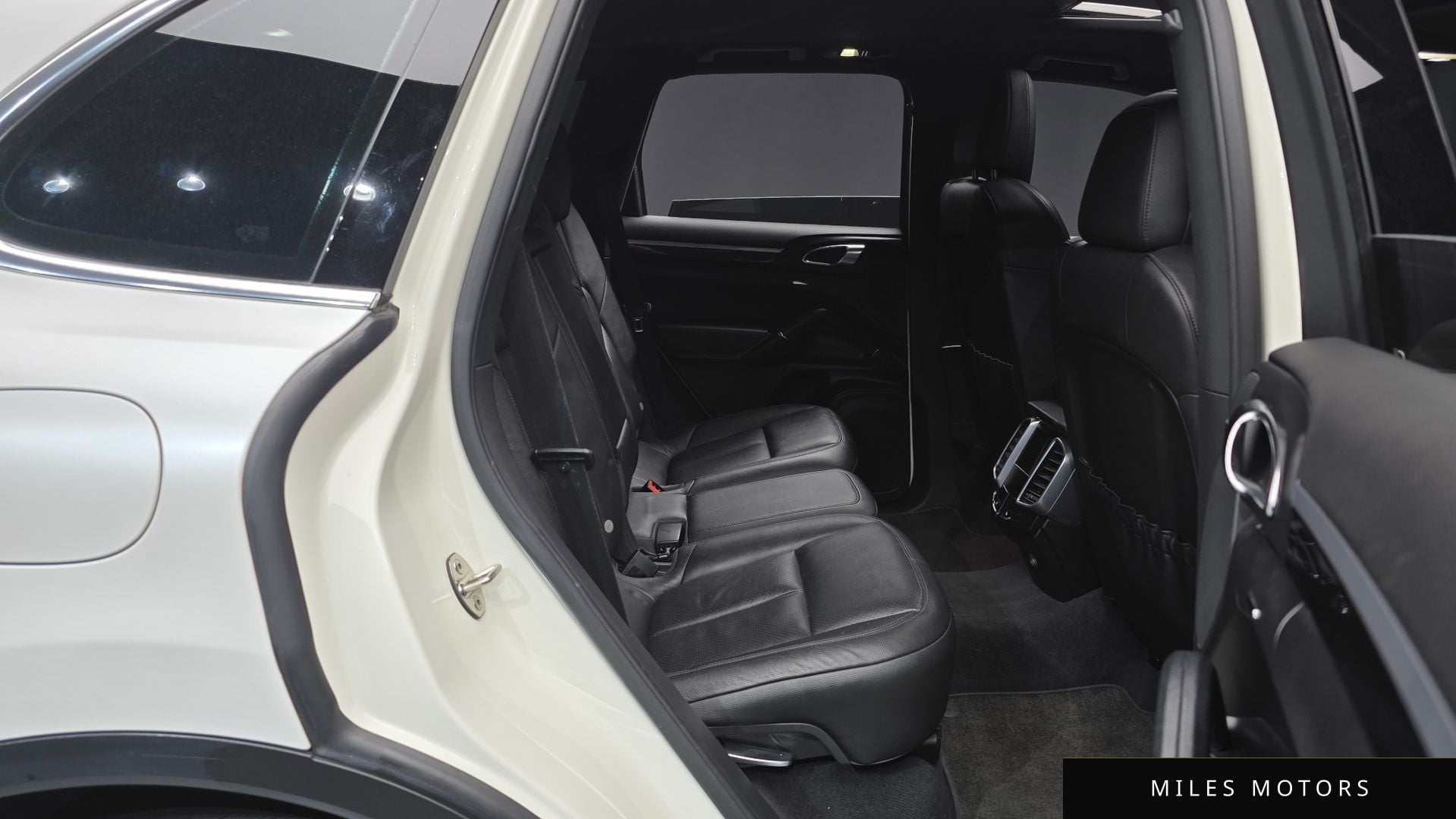 Porsche Cayenne 2012 — миниатюра 11