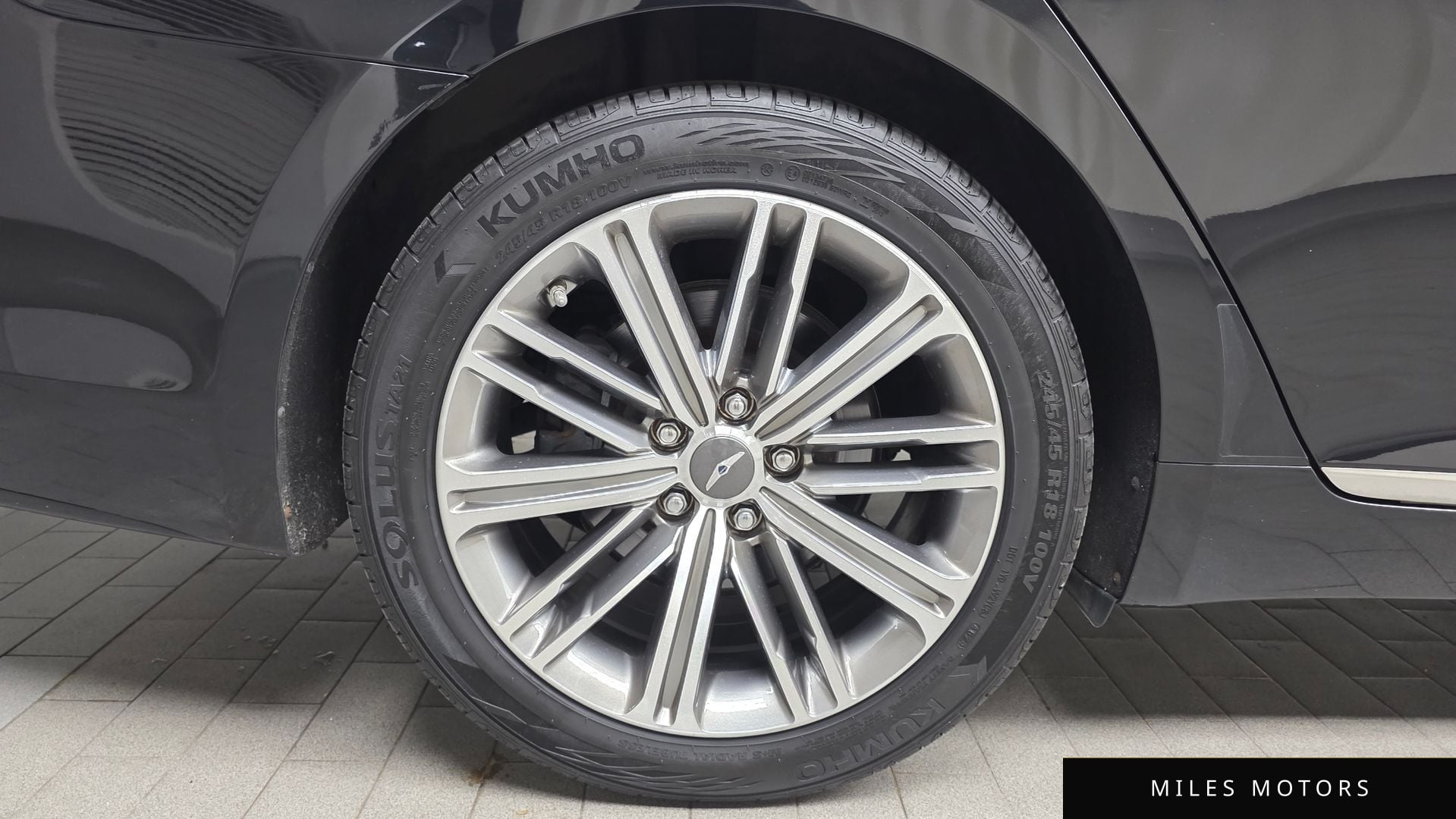 Genesis G80 2017 — миниатюра 5