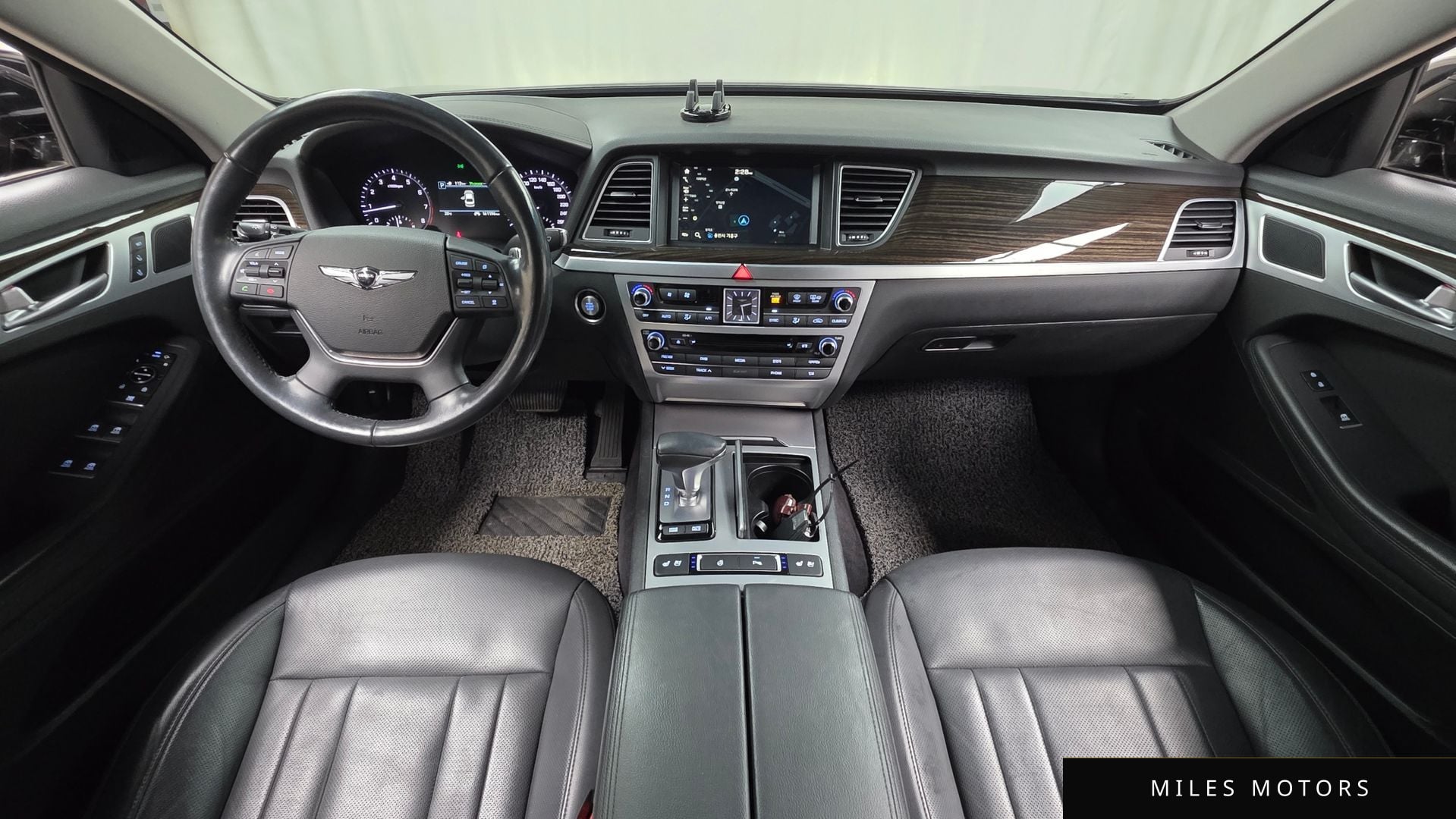 Genesis G80 2017 — миниатюра 7