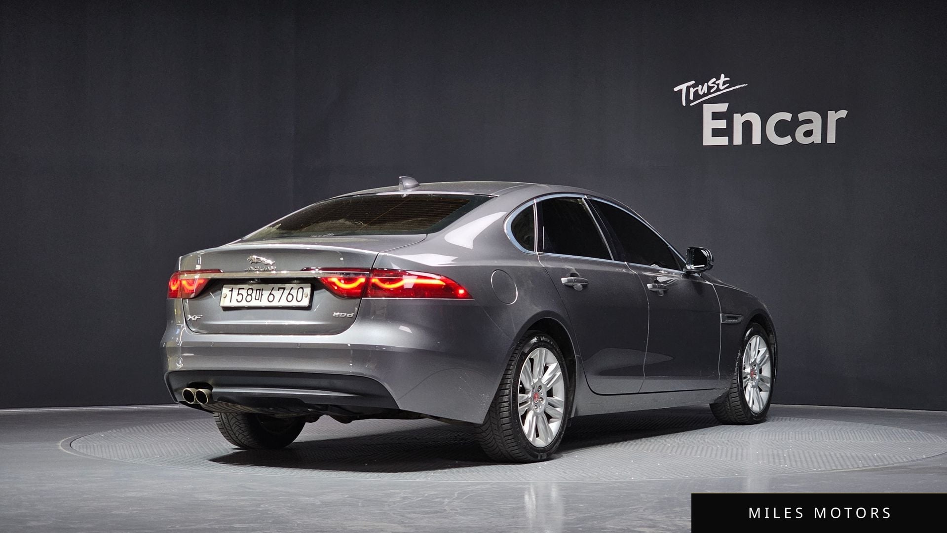 Jaguar XF (X260) 2019 — миниатюра 2