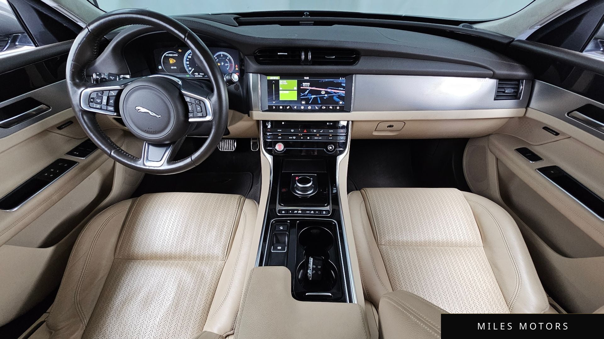 Jaguar XF (X260) 2019 — миниатюра 7