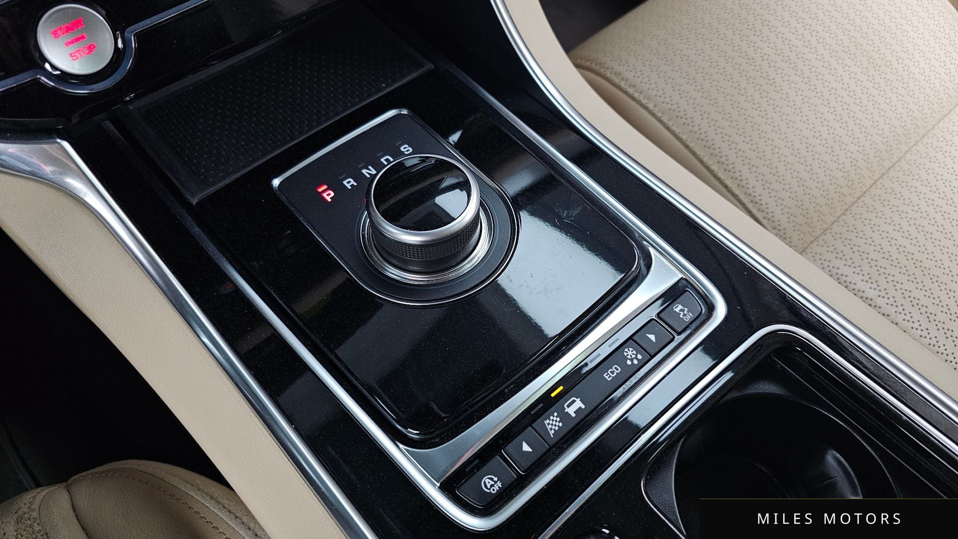 Jaguar XF (X260) 2019 — миниатюра 9