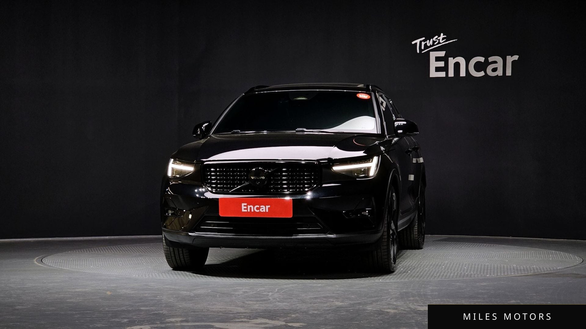 Volvo XC40 2025 — миниатюра 3