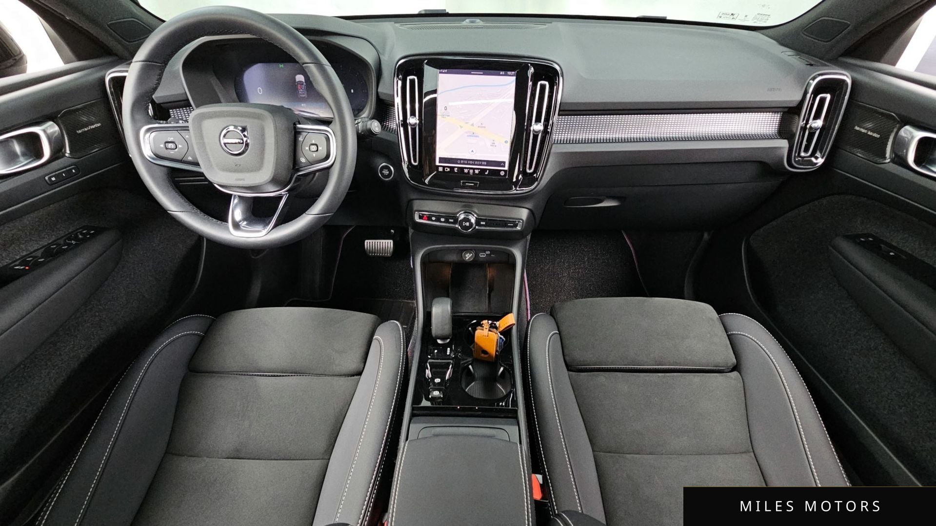 Volvo XC40 2025 — миниатюра 7