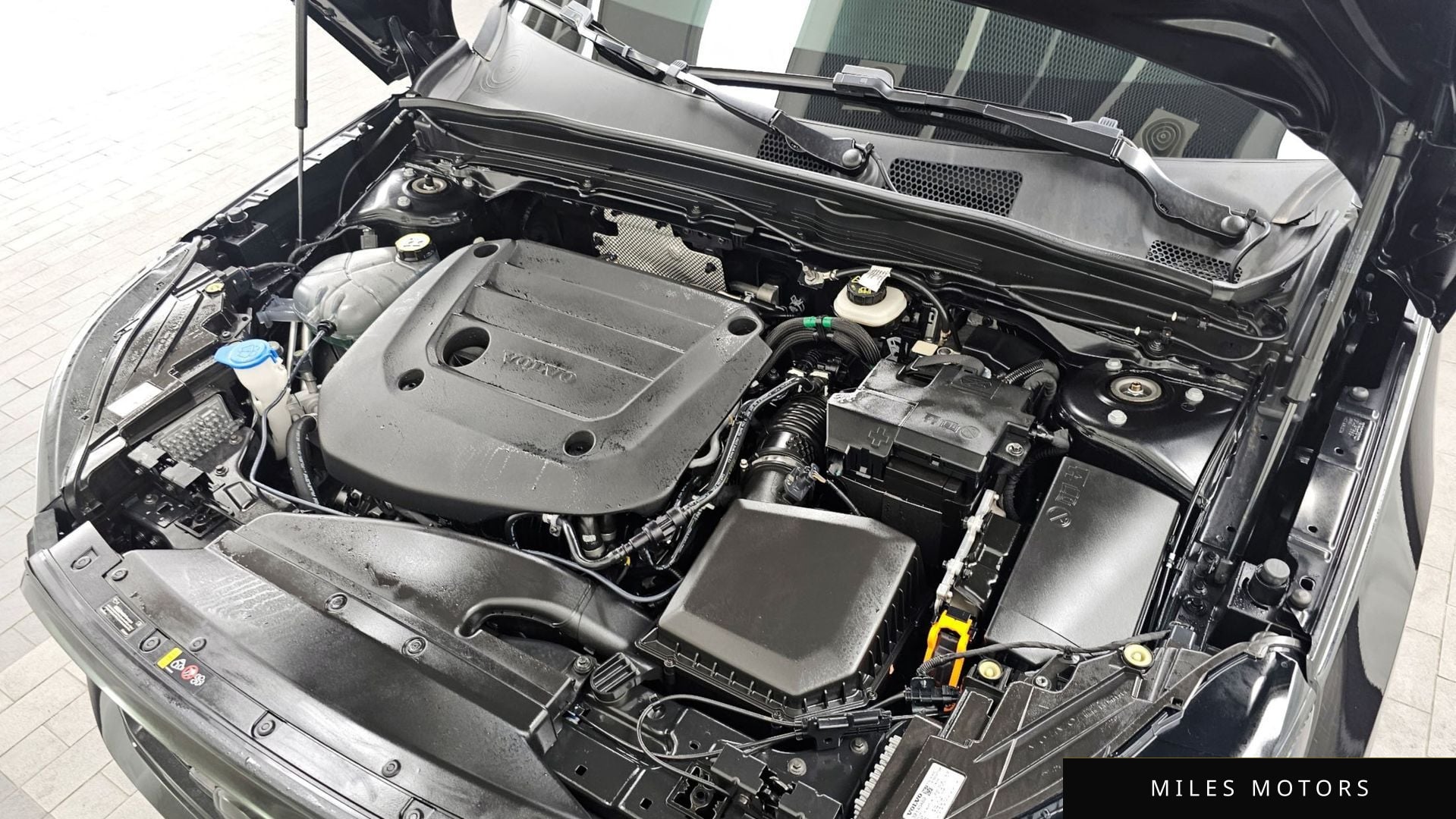 Volvo XC40 2025 — миниатюра 20