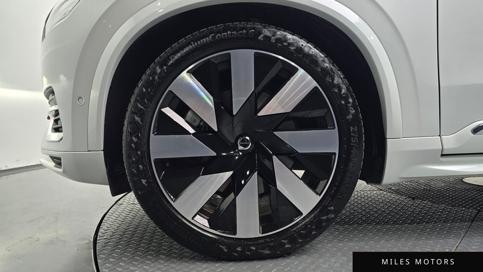 Volvo XC90 2024 — миниатюра 4