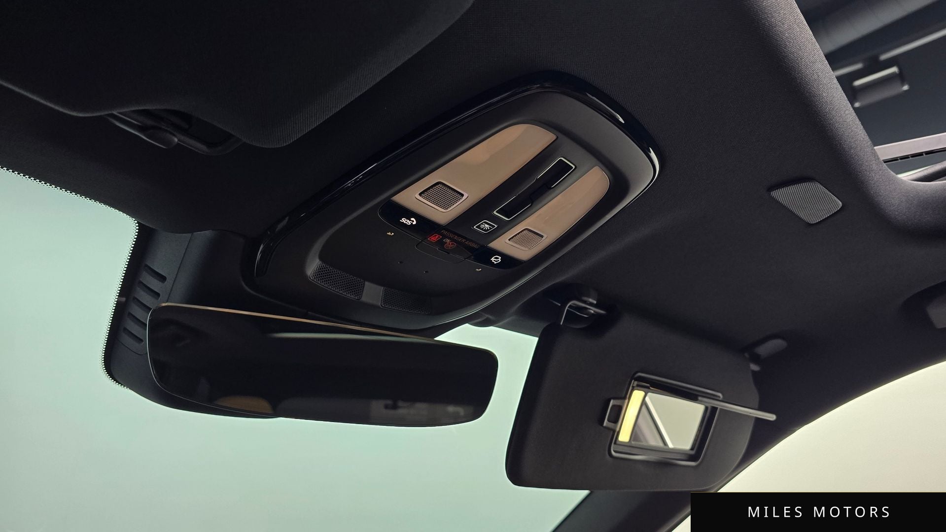 Volvo XC90 2024 — миниатюра 26