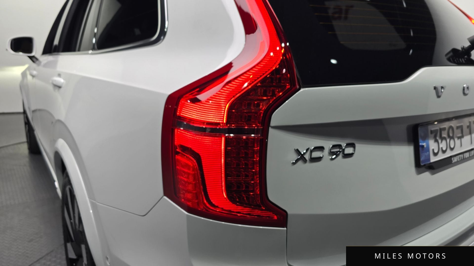 Volvo XC90 2024 — миниатюра 8