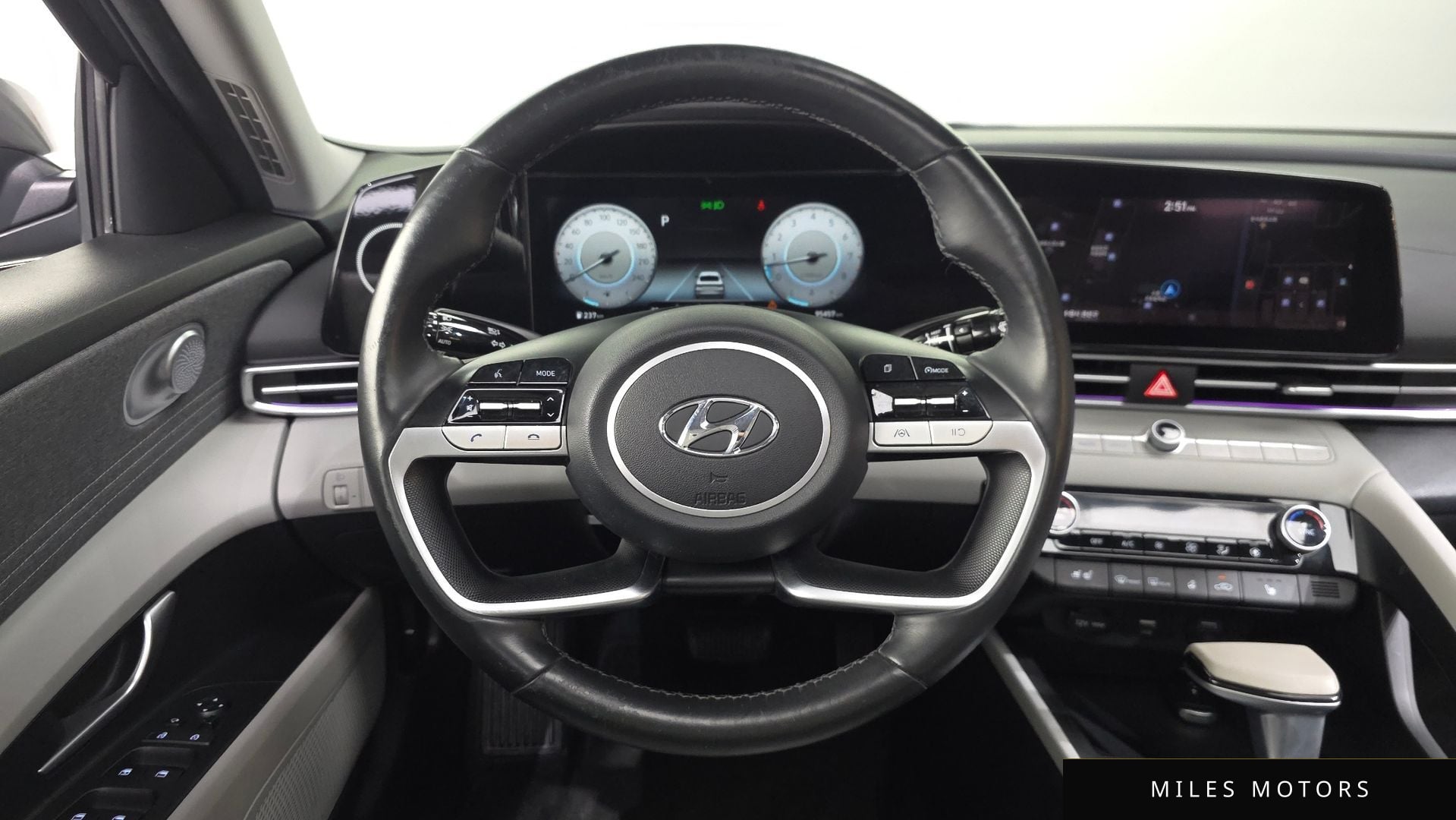 Hyundai AVANTE 2021 — миниатюра 19