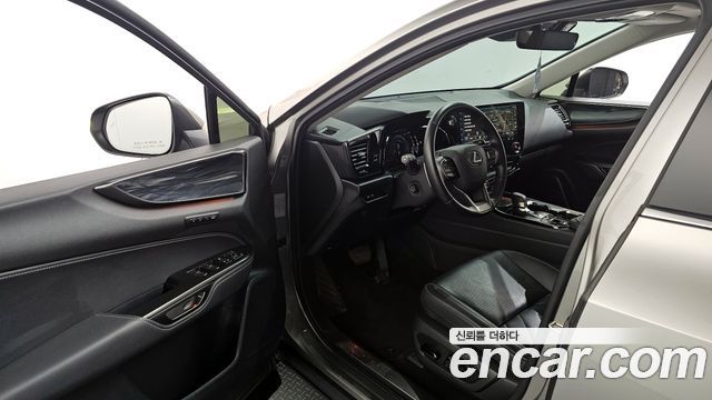 Лексус NX350h 2025 — миниатюра 13