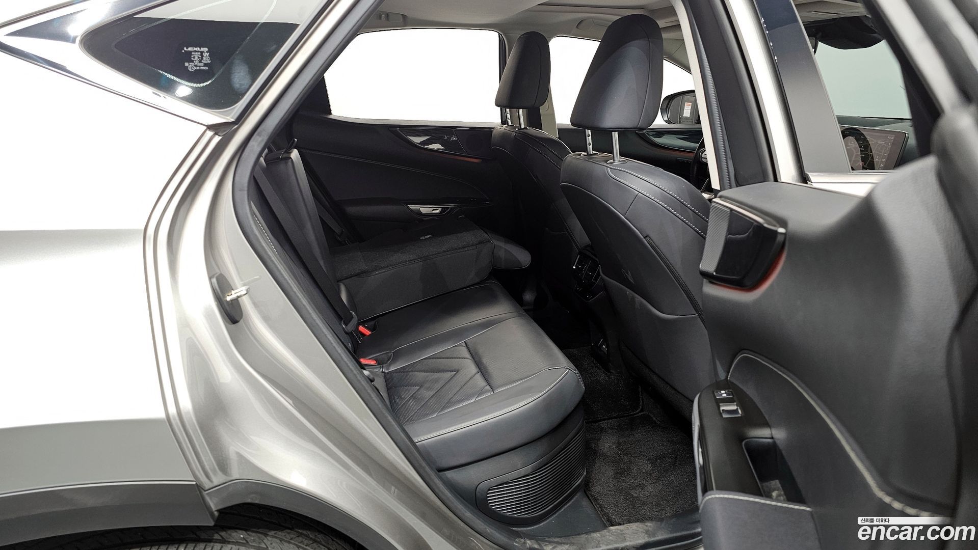 Лексус NX350h 2025 — миниатюра 18