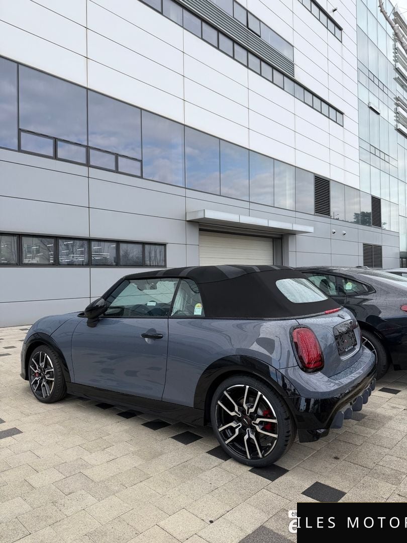 MINI Cooper Convertible 2026 — миниатюра 3