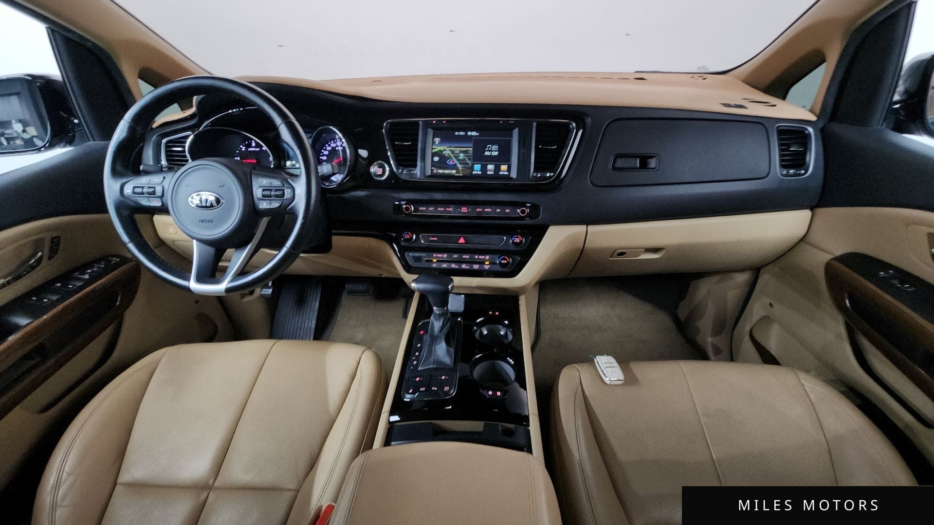 Kia Canival 2018 — миниатюра 10