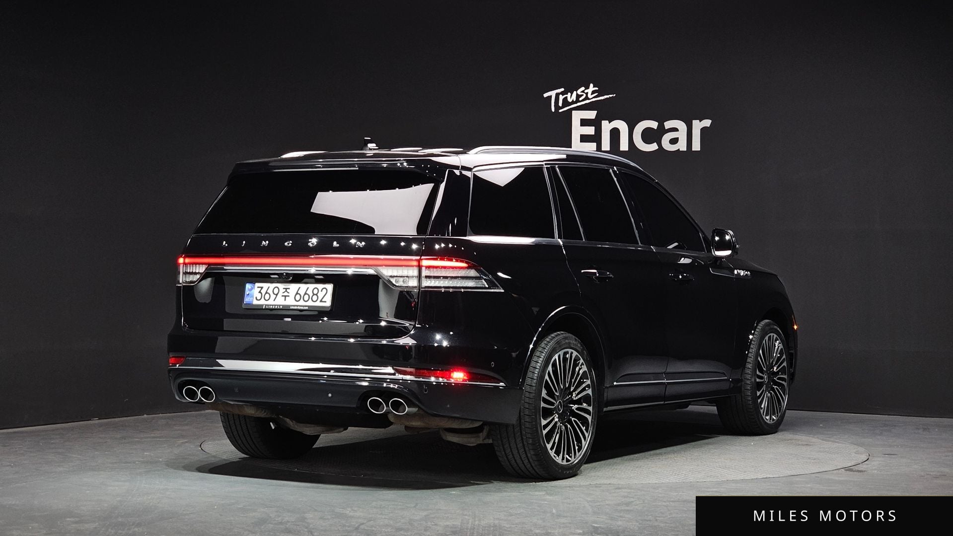 Lincoln Aviator 2022 — миниатюра 2