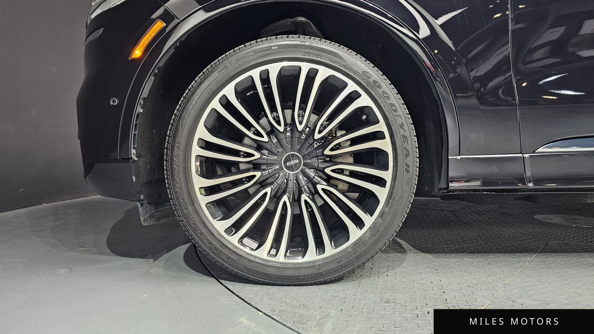Lincoln Aviator 2022 — миниатюра 5