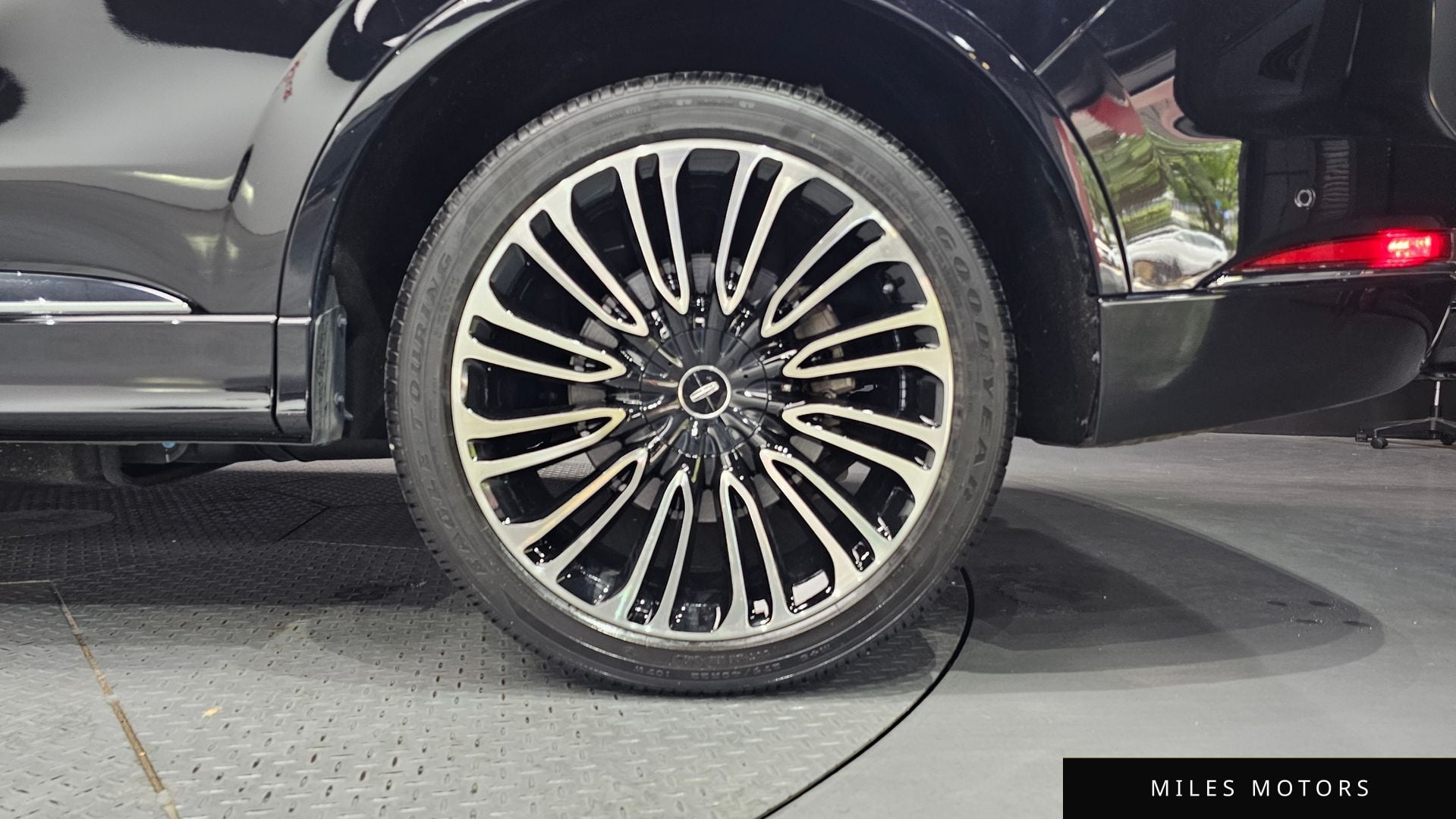 Lincoln Aviator 2022 — миниатюра 7