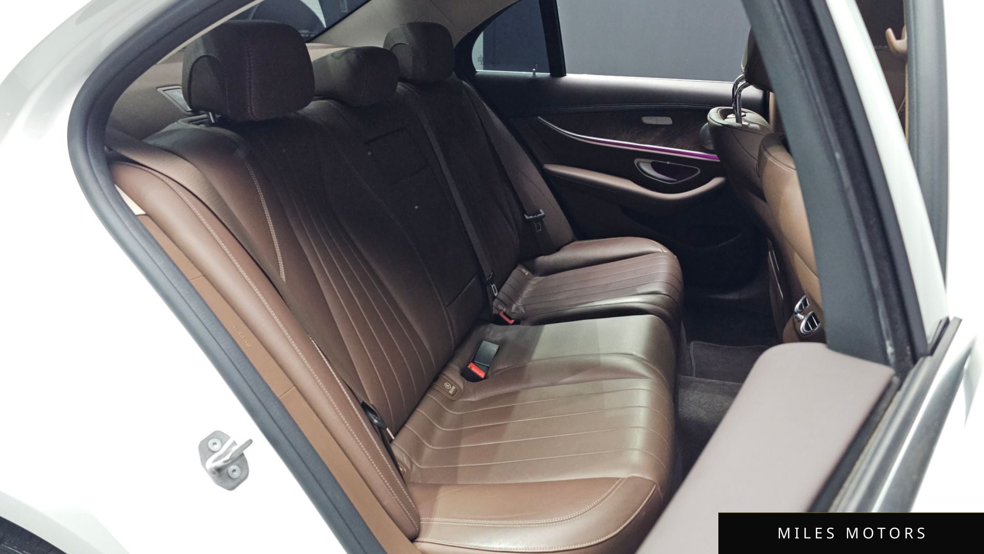 Mercedes-Benz E-Class W213 2017 — миниатюра 12