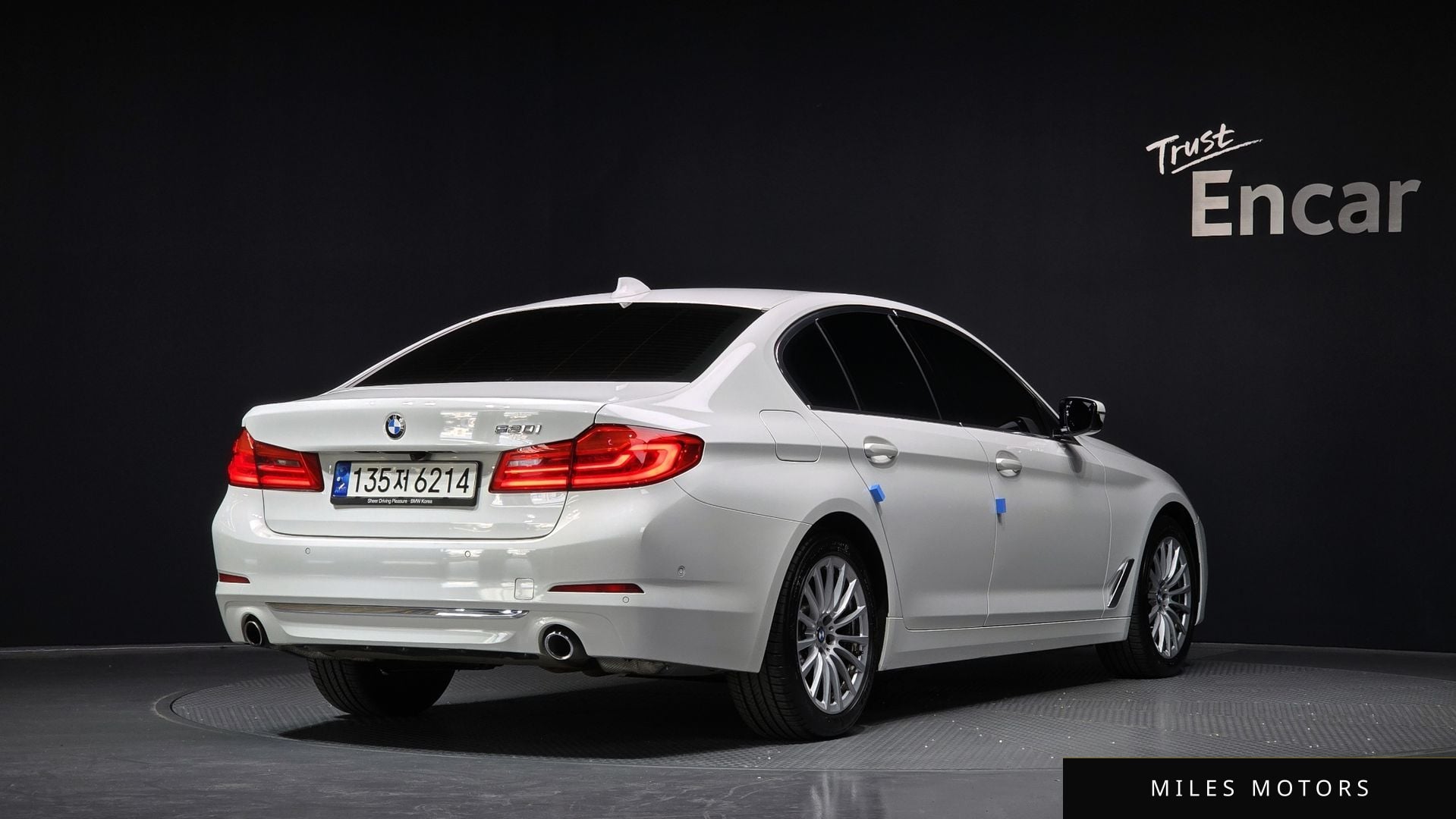 BMW 5 Series (G30) 2020 — миниатюра 2