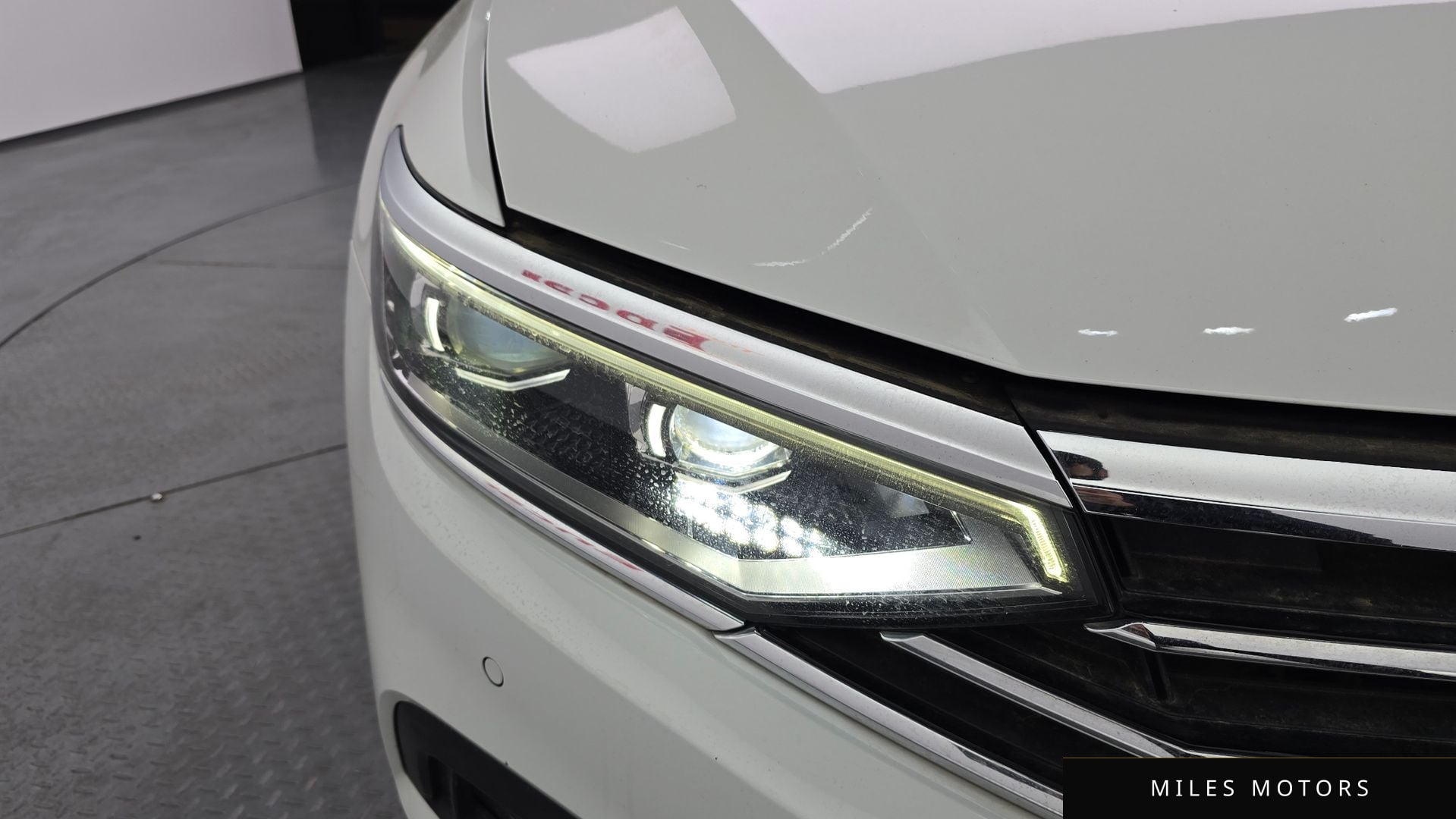 Volkswagen Passat 2021 — миниатюра 8