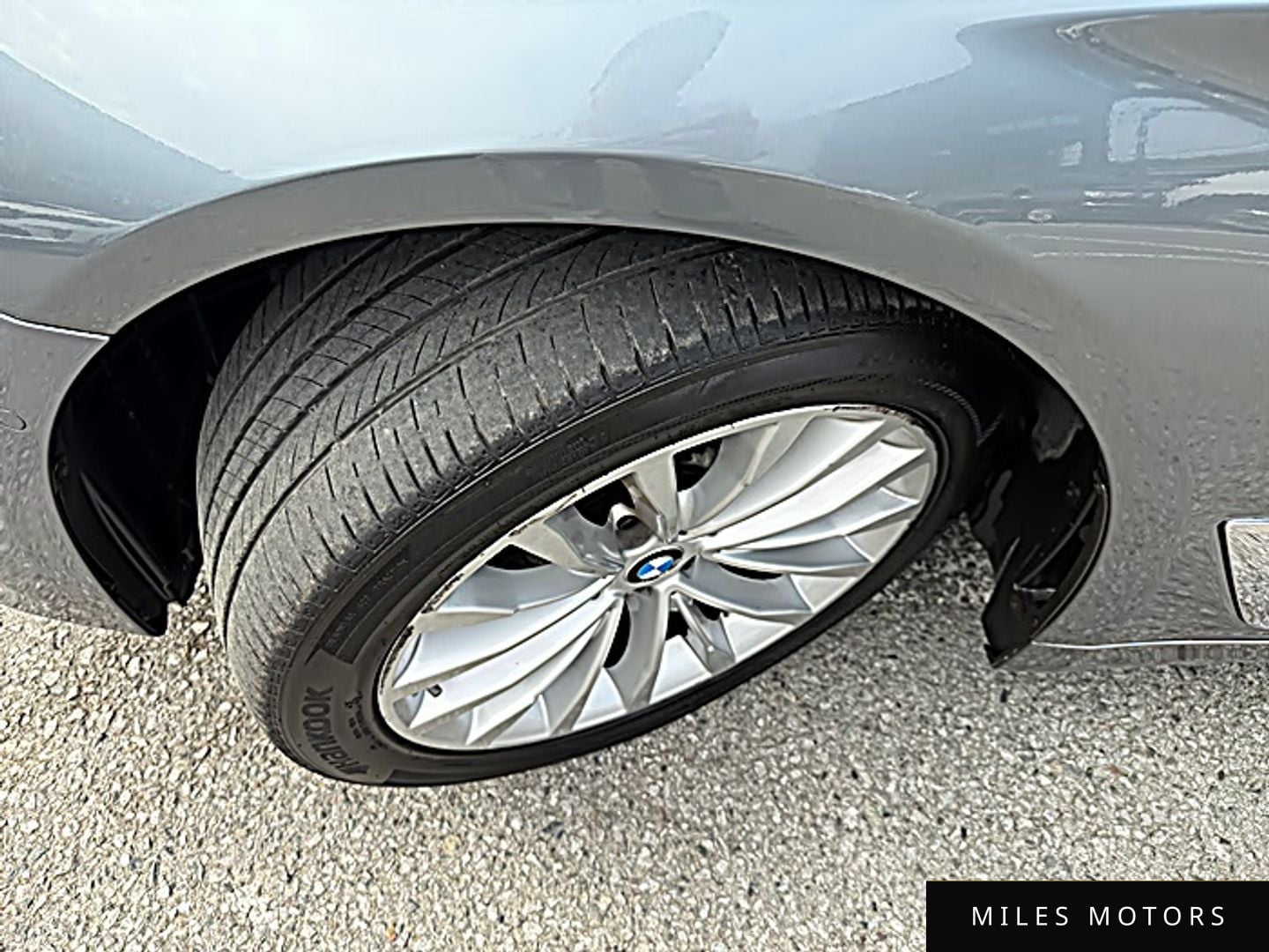 BMW 5 Series (G30) 2018 — миниатюра 5