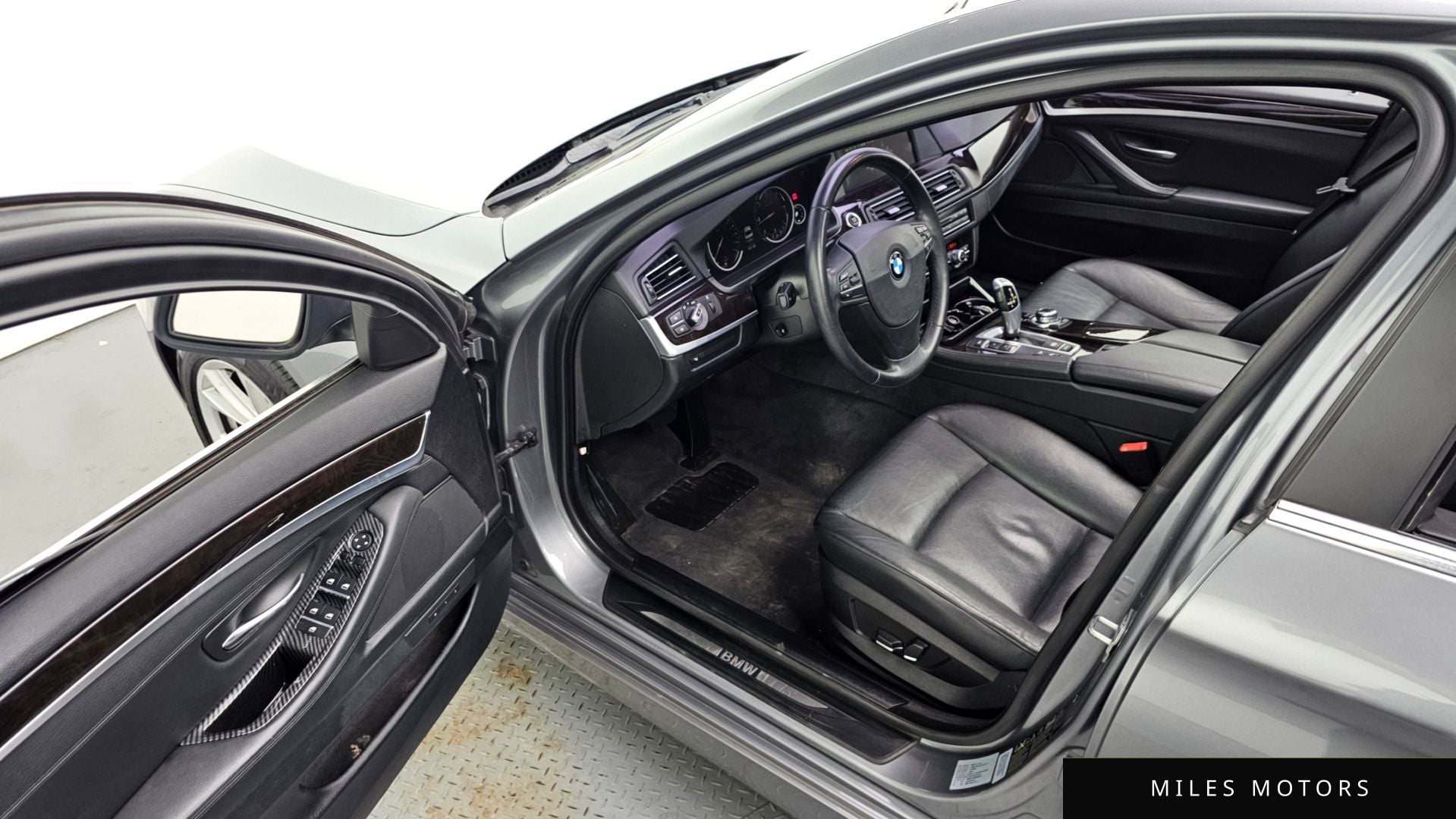 BMW 5 Series (F10) 2013 — миниатюра 10