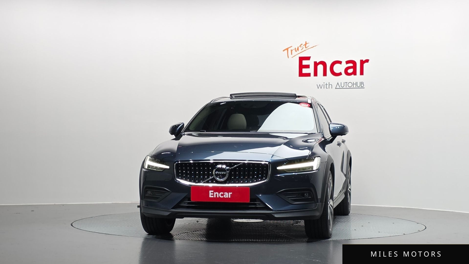 Volvo V60 2021 — миниатюра 3