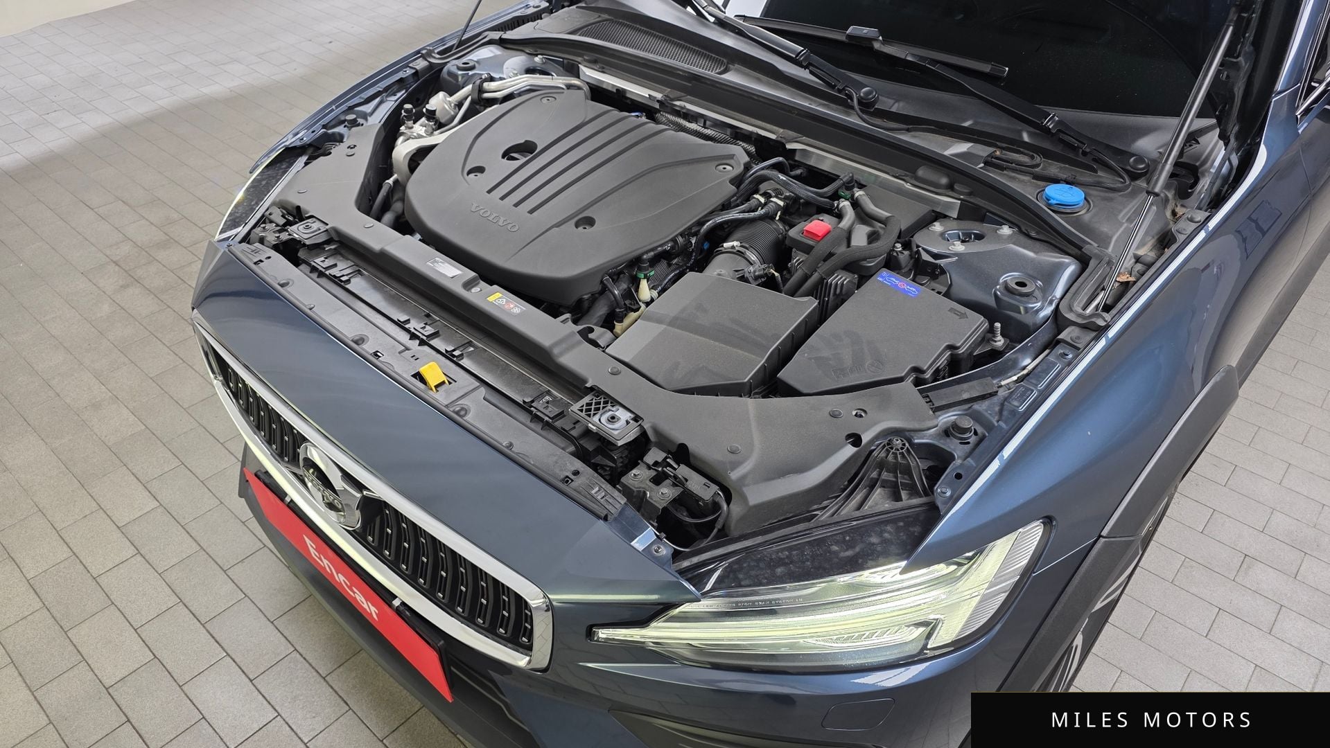 Volvo V60 2021 — миниатюра 6
