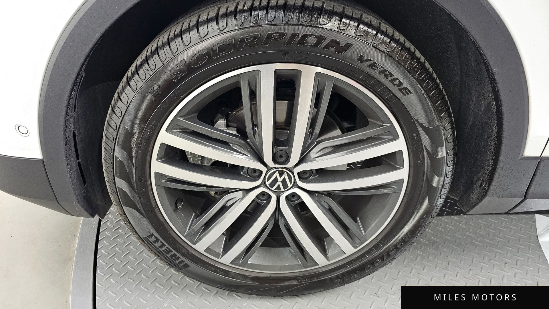 Volkswagen 티구안 2024 — миниатюра 5