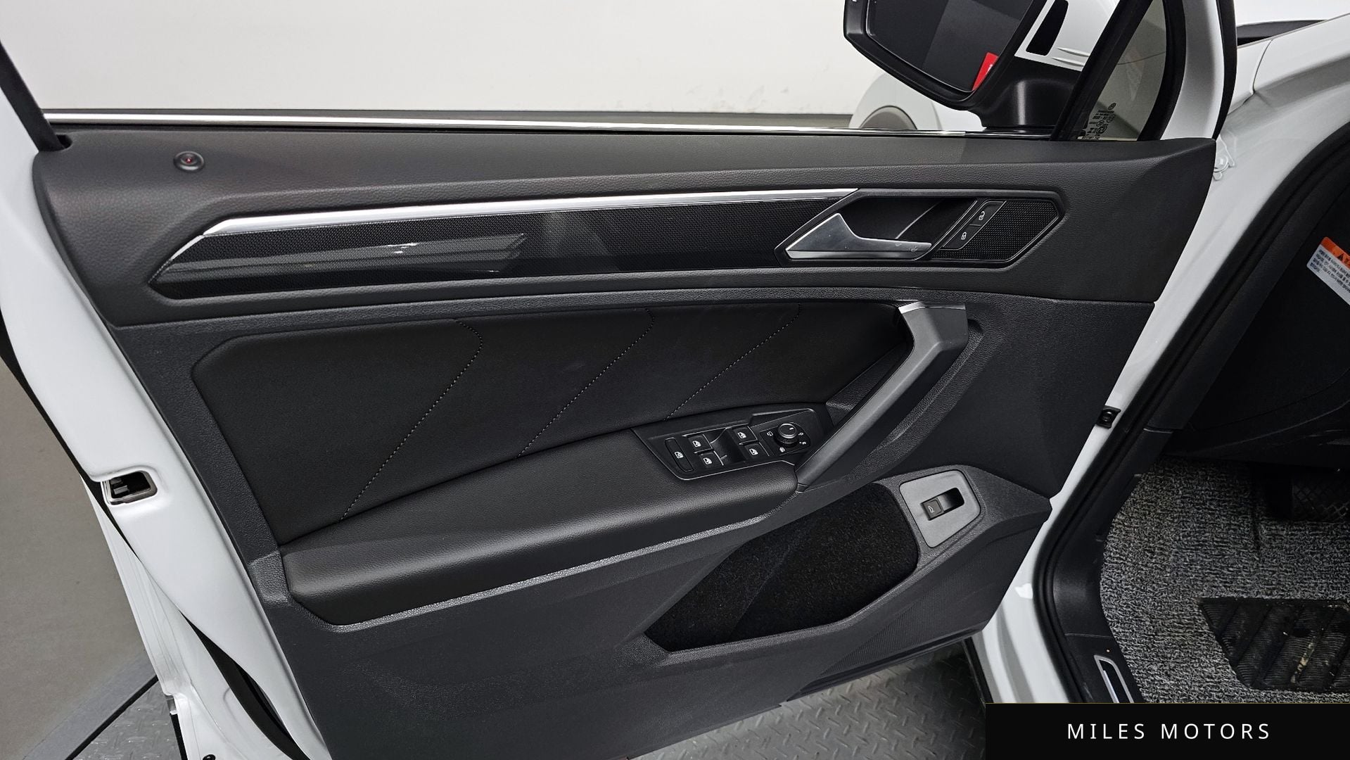 Volkswagen 티구안 2024 — миниатюра 14