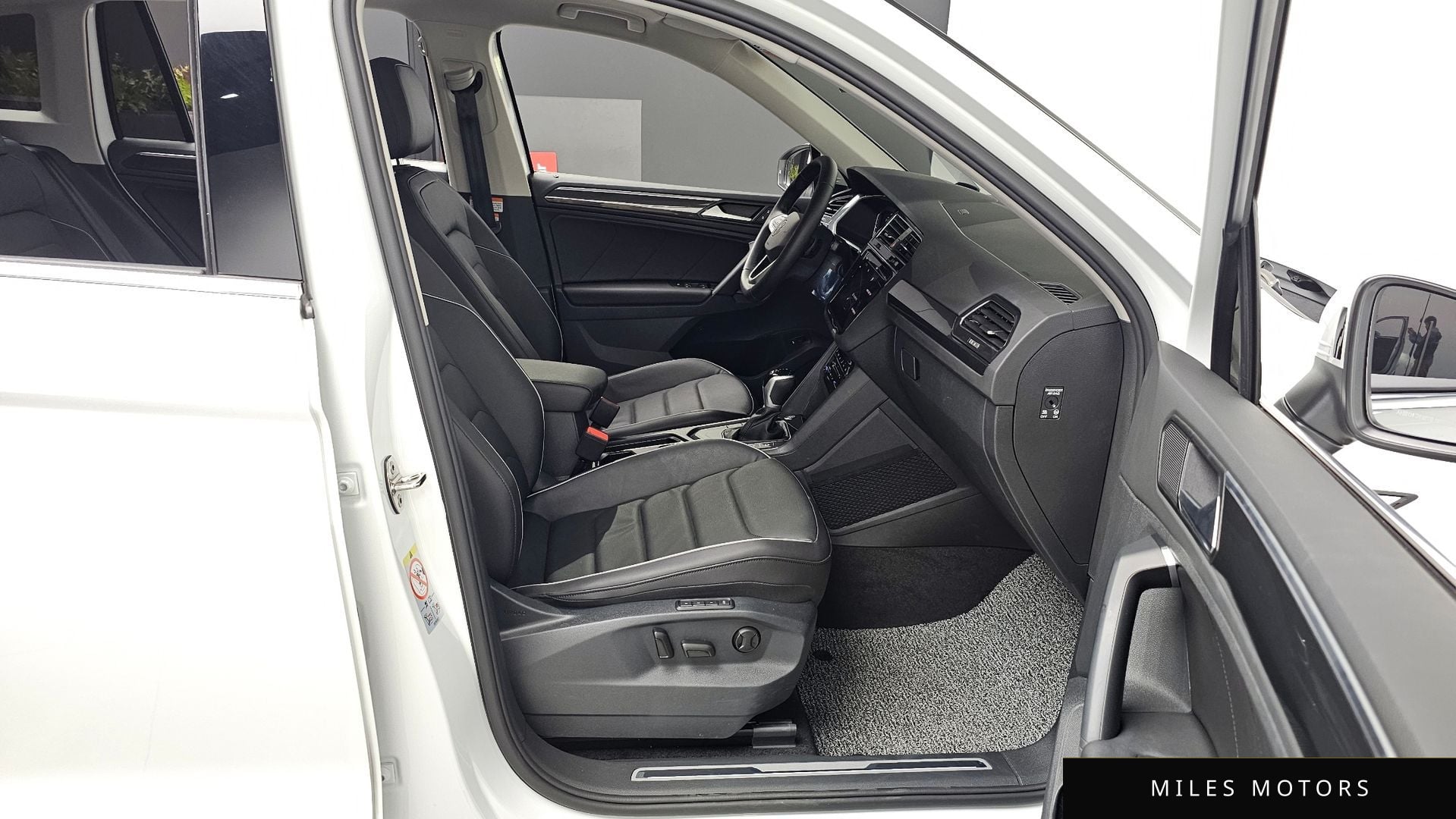 Volkswagen 티구안 2024 — миниатюра 16