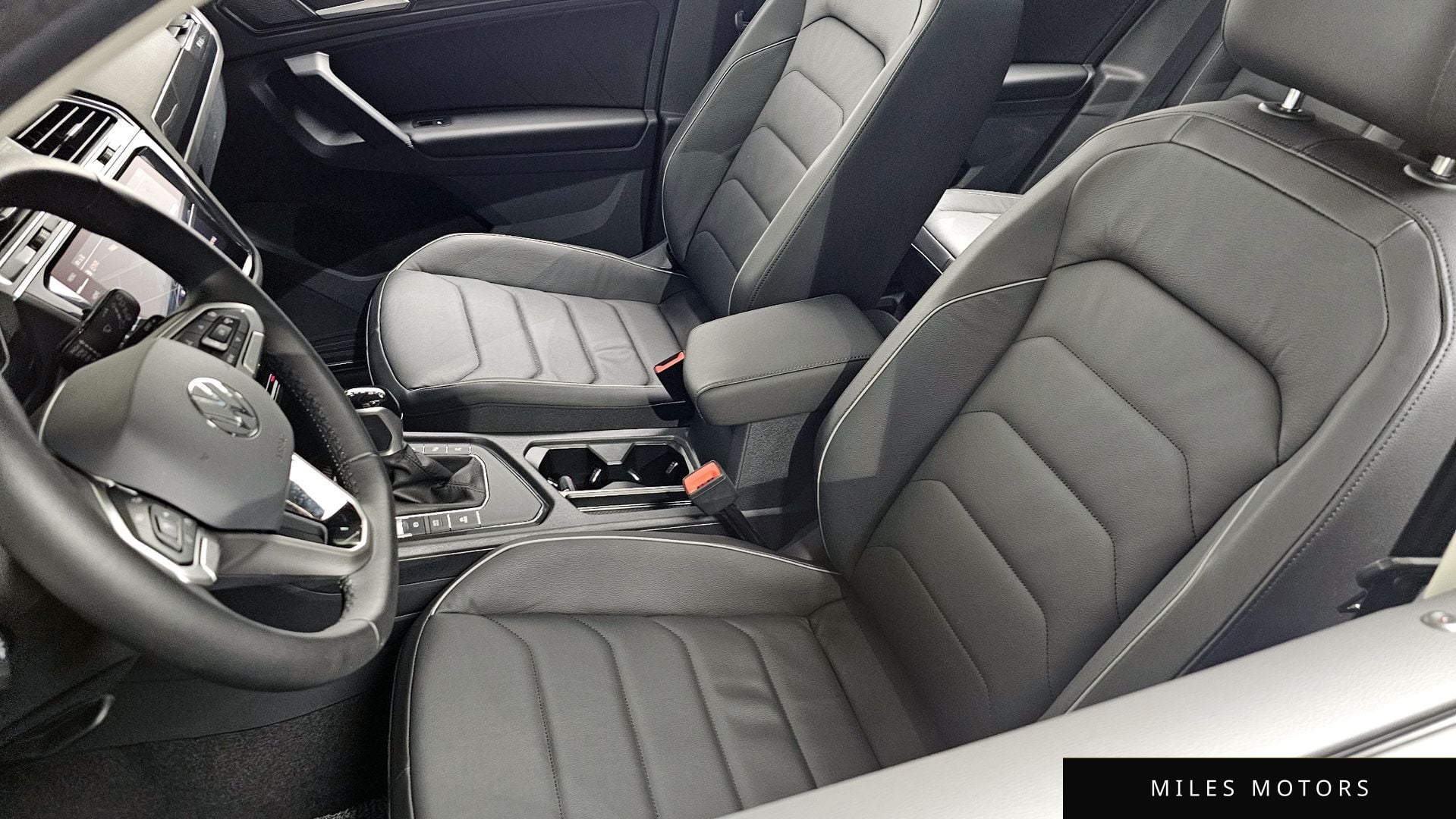 Volkswagen 티구안 2024 — миниатюра 28