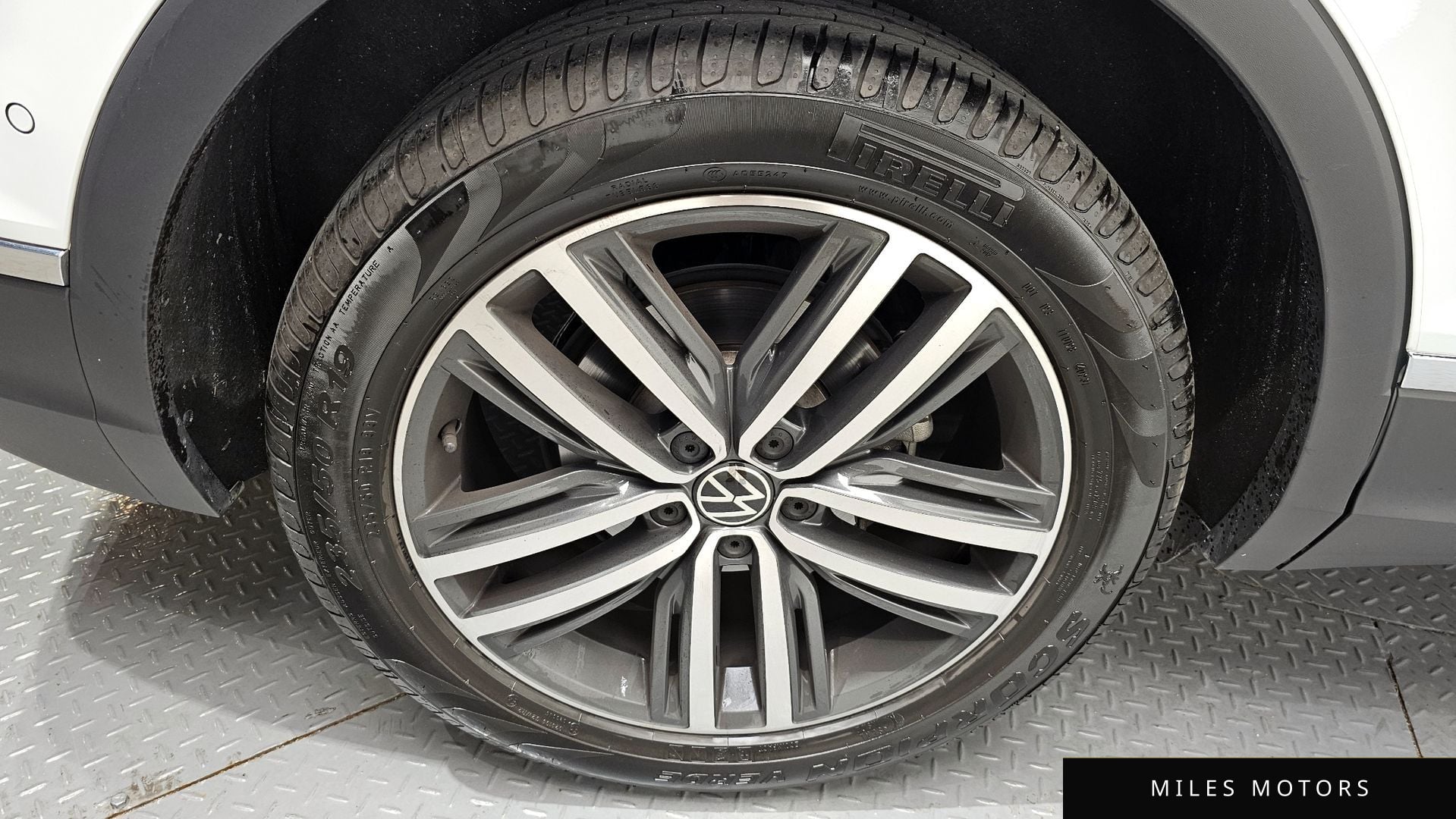 Volkswagen 티구안 2024 — миниатюра 33