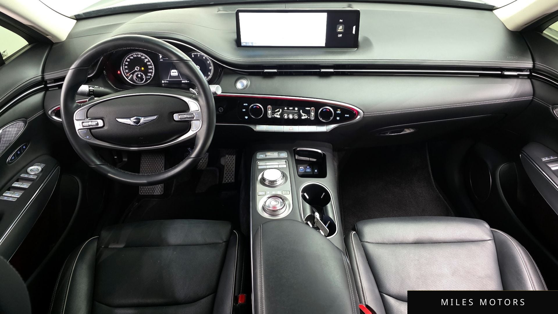 Genesis GV70 2022 — миниатюра 10
