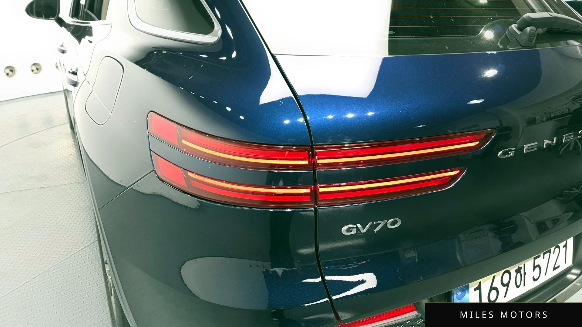 Genesis GV70 2022 — миниатюра 9