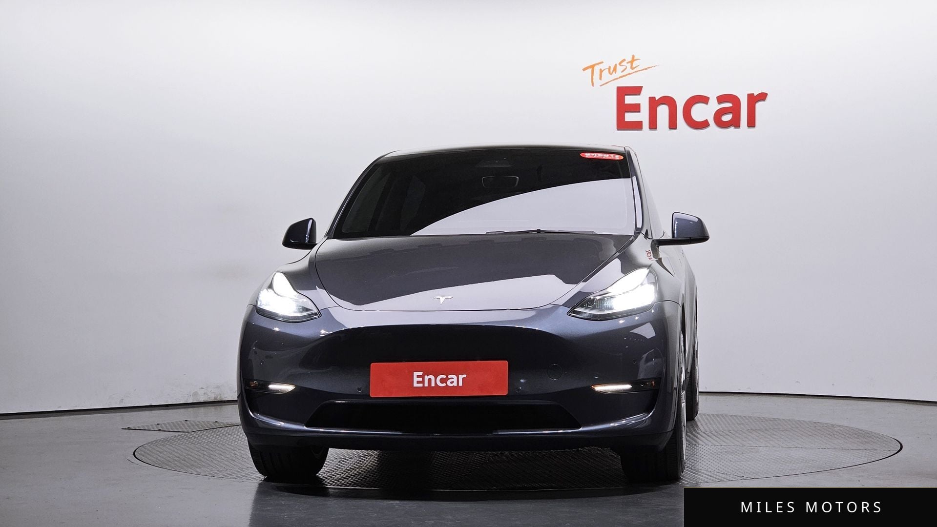 Tesla 모델 Y 2021 — миниатюра 2