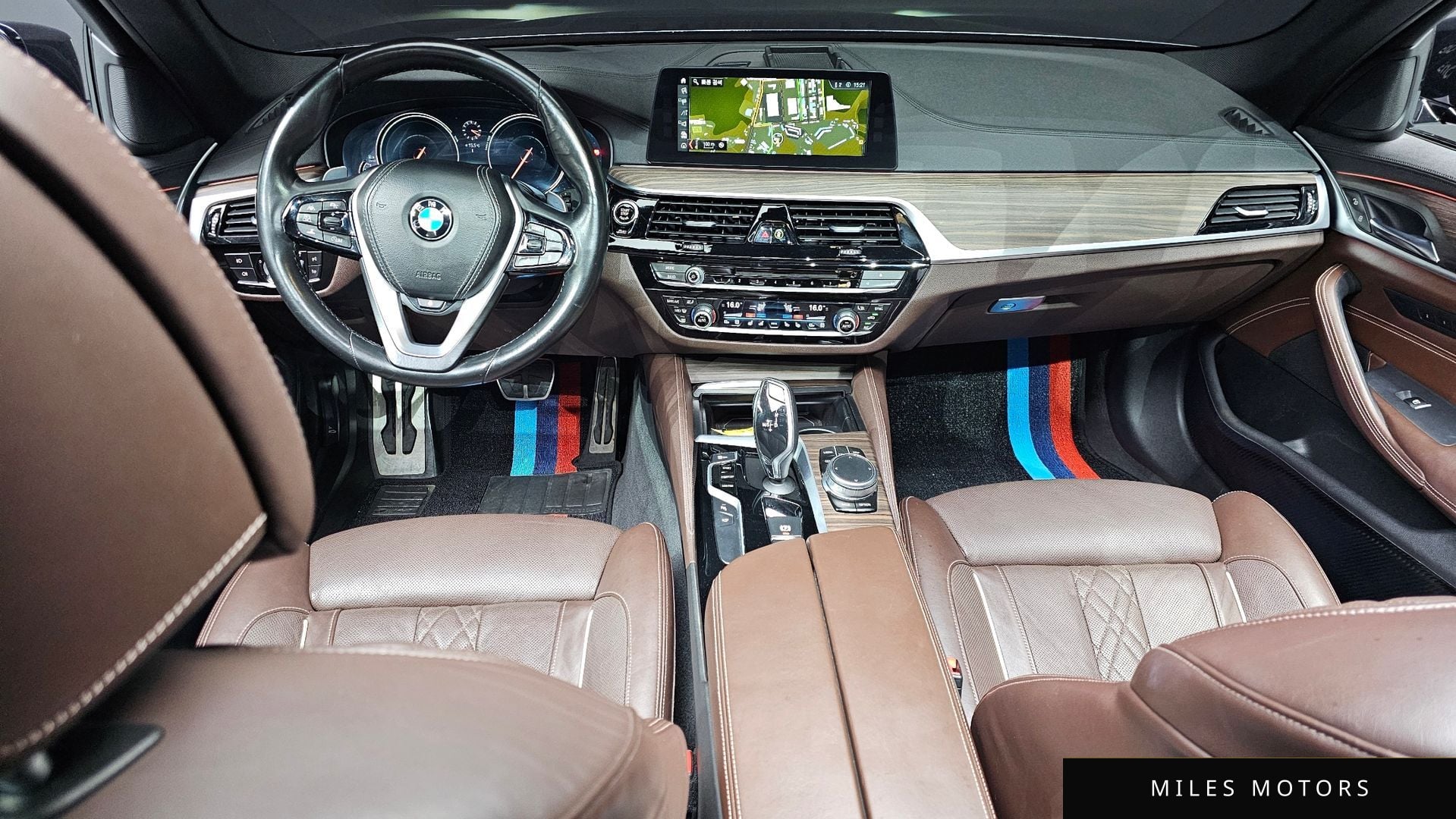BMW 5시리즈 (G30) 2017 — миниатюра 7