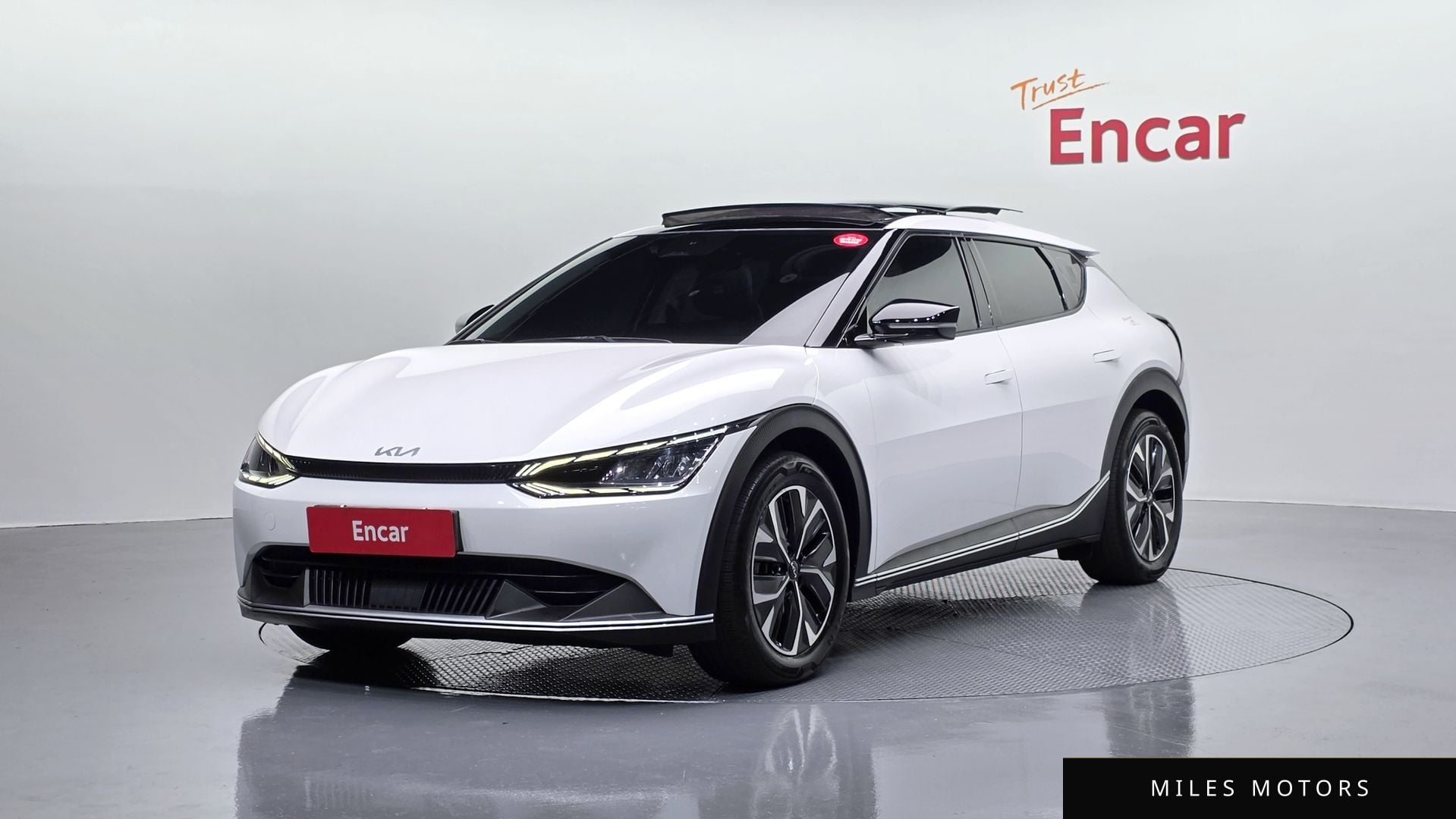 Kia EV6 2022 — фото 1 из 12
