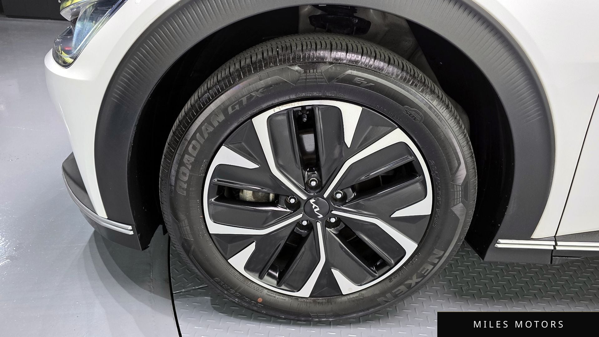 Kia EV6 2022 — миниатюра 5