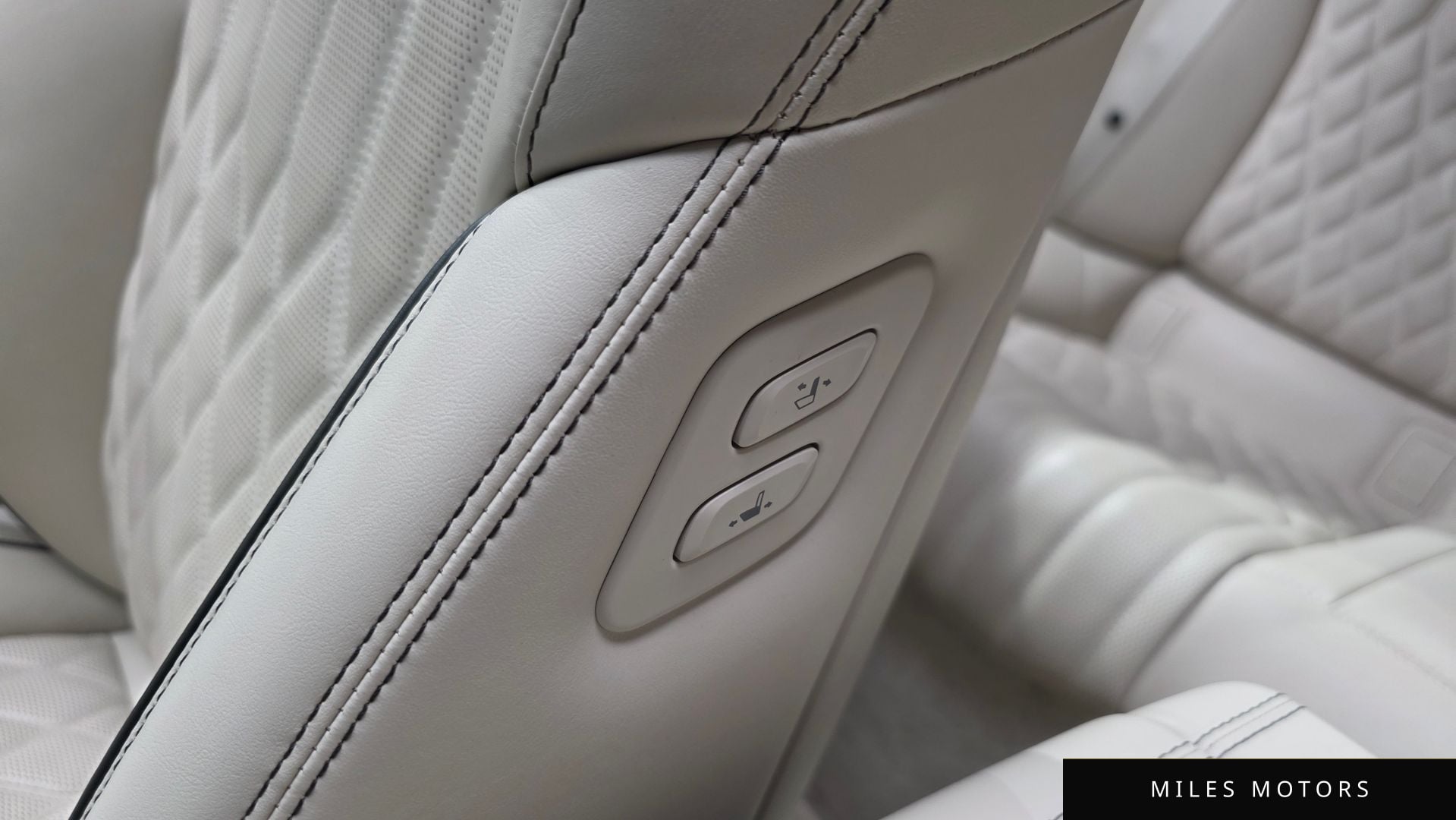 Genesis G70 2018 — миниатюра 36