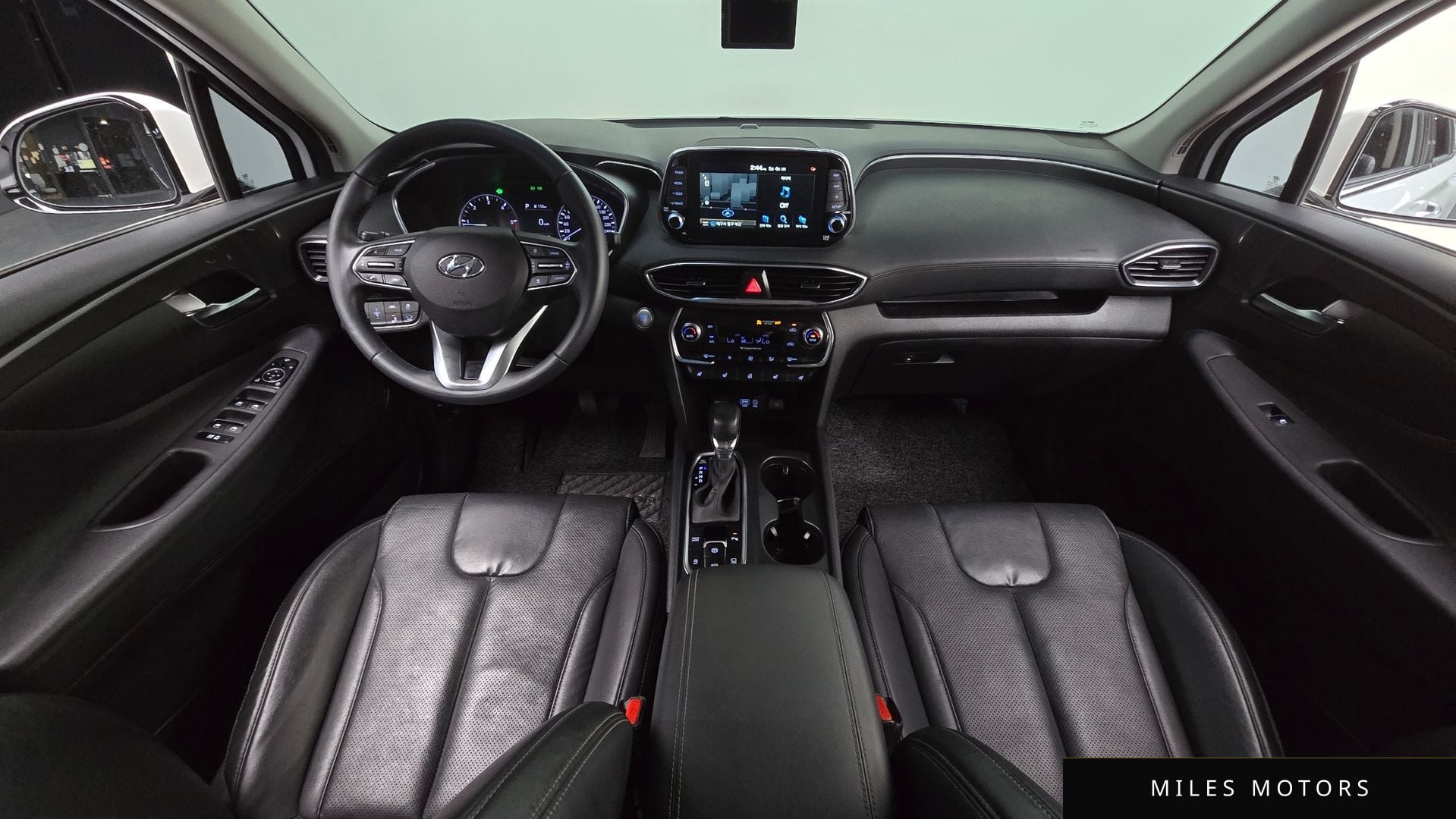 Hyundai Santafe 2019 — миниатюра 10