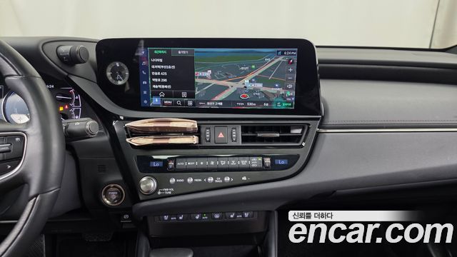 Лексус ES300h 2025 — миниатюра 20