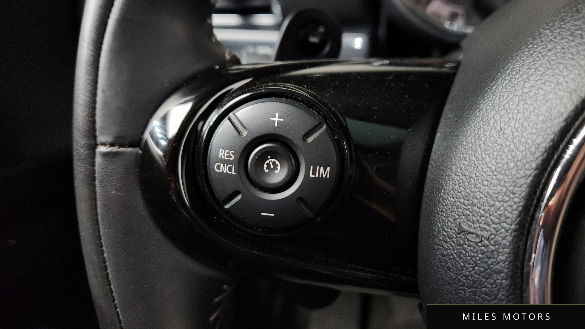 MINI 쿠퍼 S 클럽맨 2019 — миниатюра 17