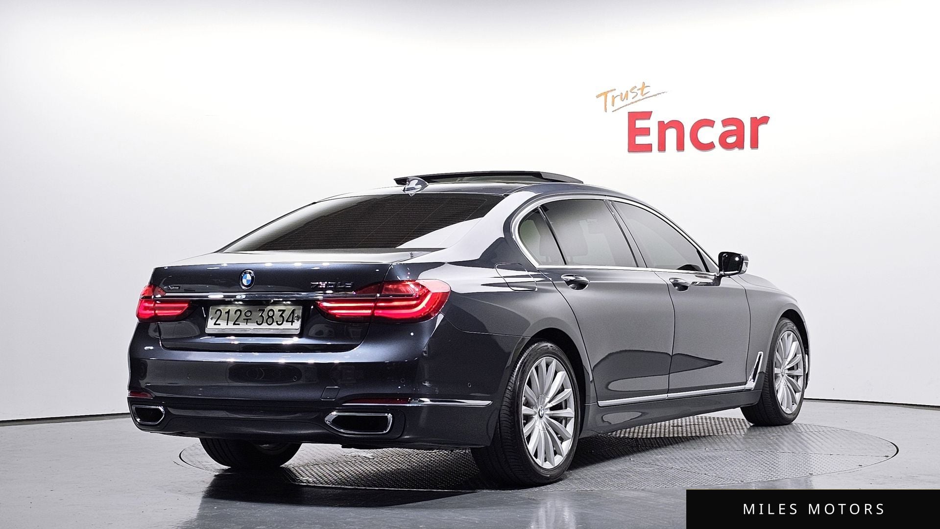 BMW 7 Series (G11) 2016 — миниатюра 2
