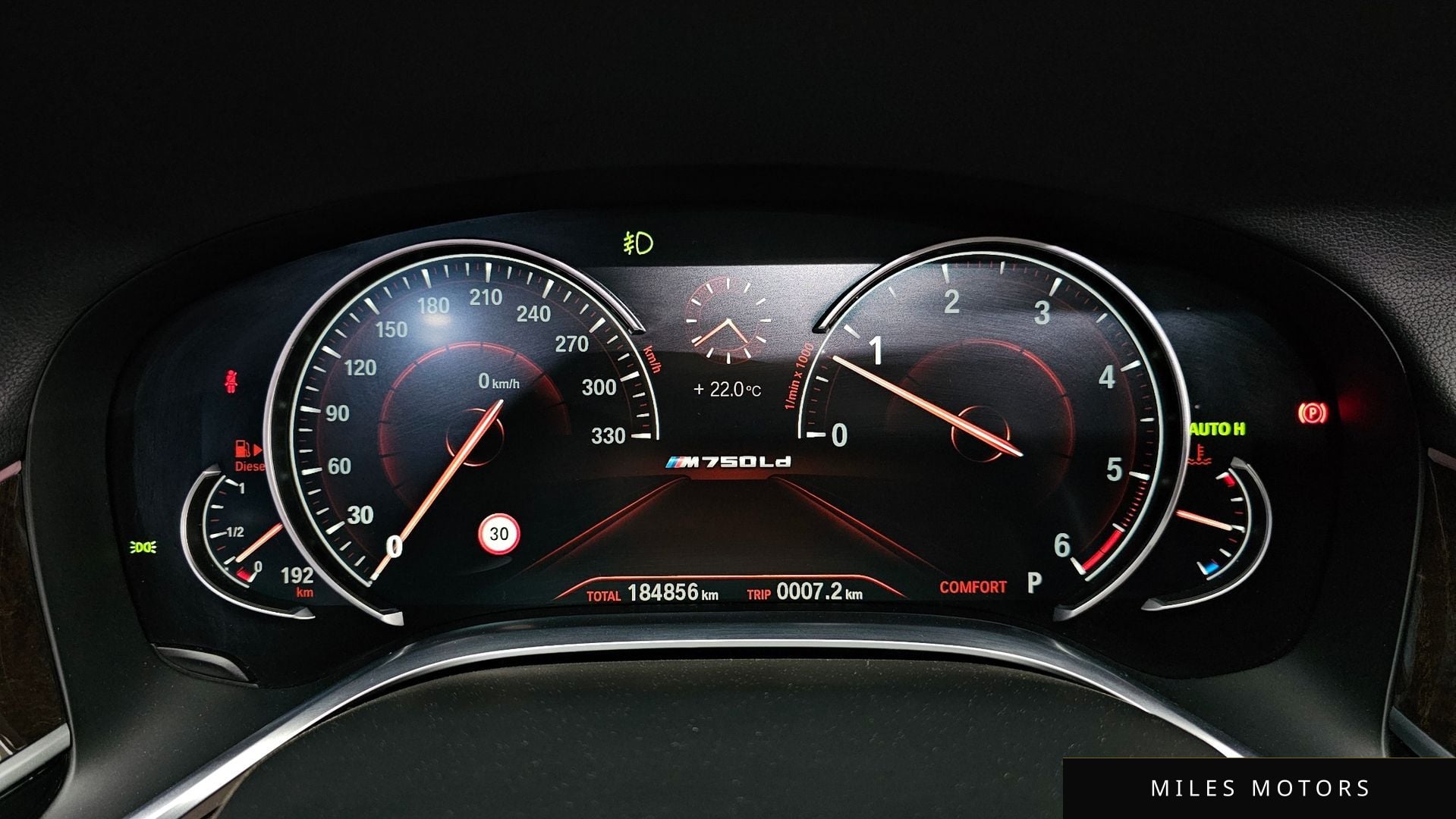 BMW 7 Series (G11) 2016 — миниатюра 8