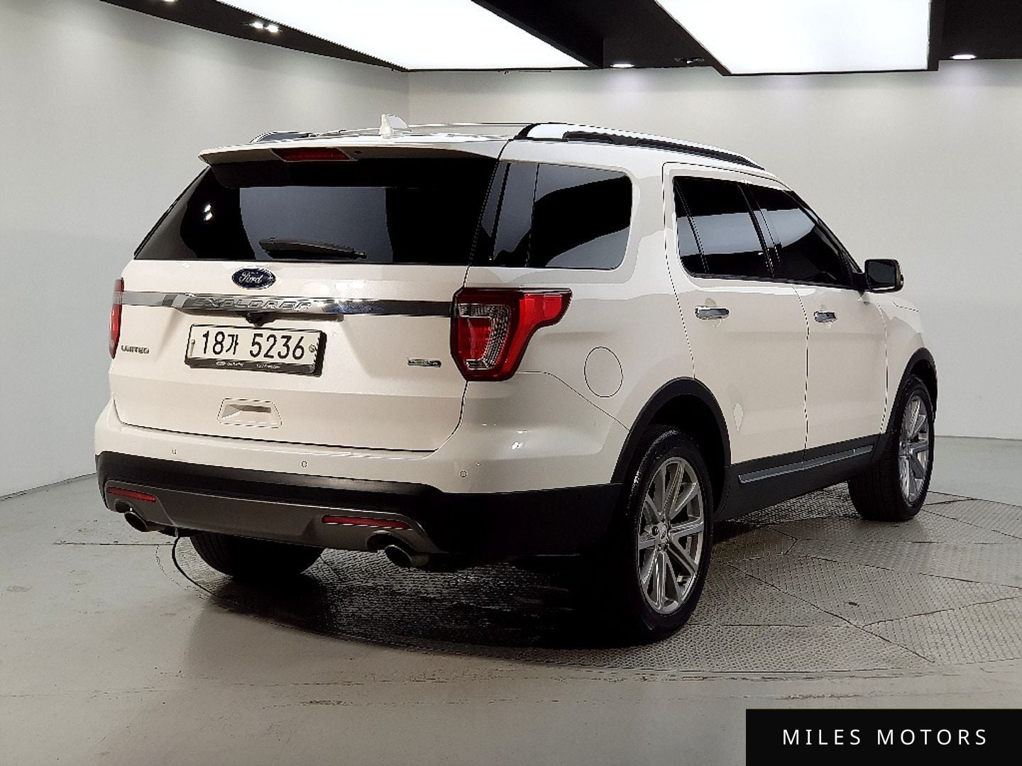 Ford Explorer 2017 — миниатюра 4