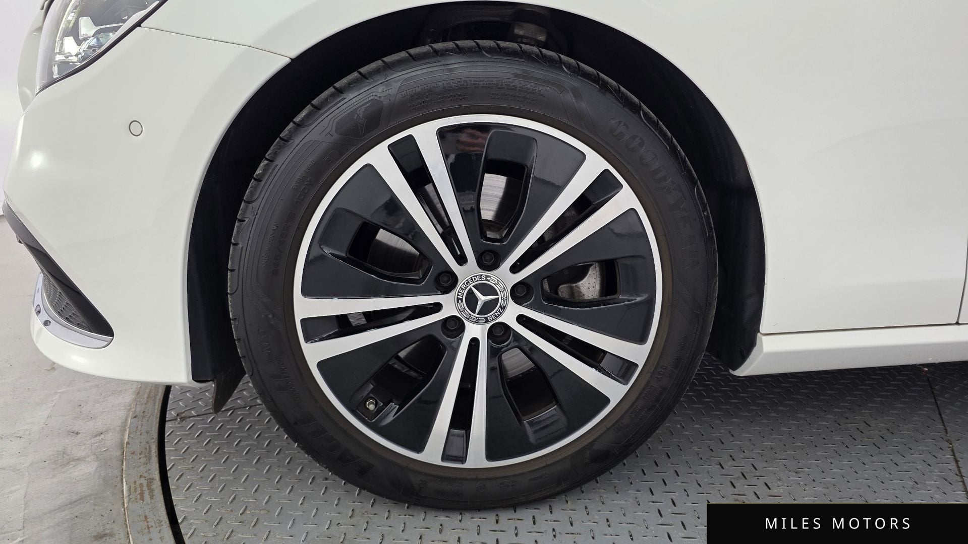 Mercedes-Benz E-Class W213 2022 — миниатюра 5