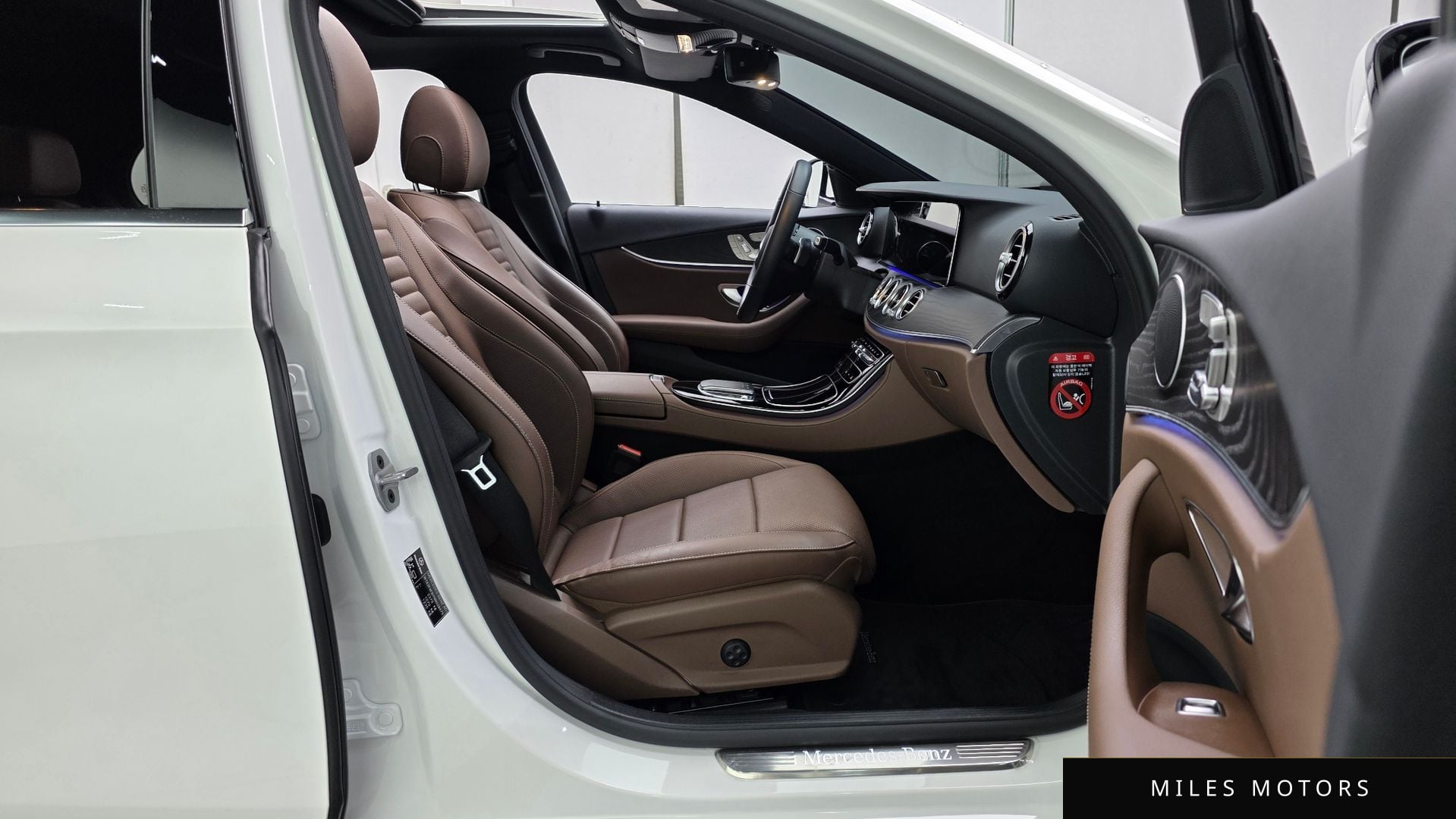 Mercedes-Benz E-Class W213 2022 — миниатюра 16