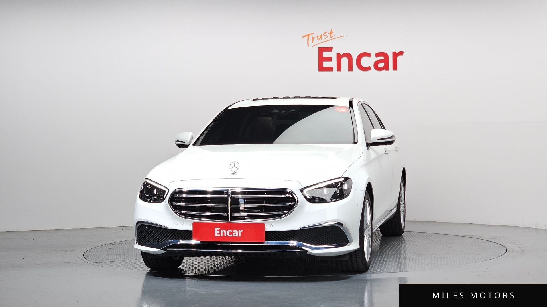 Mercedes-Benz E-Class W213 2023 — миниатюра 3